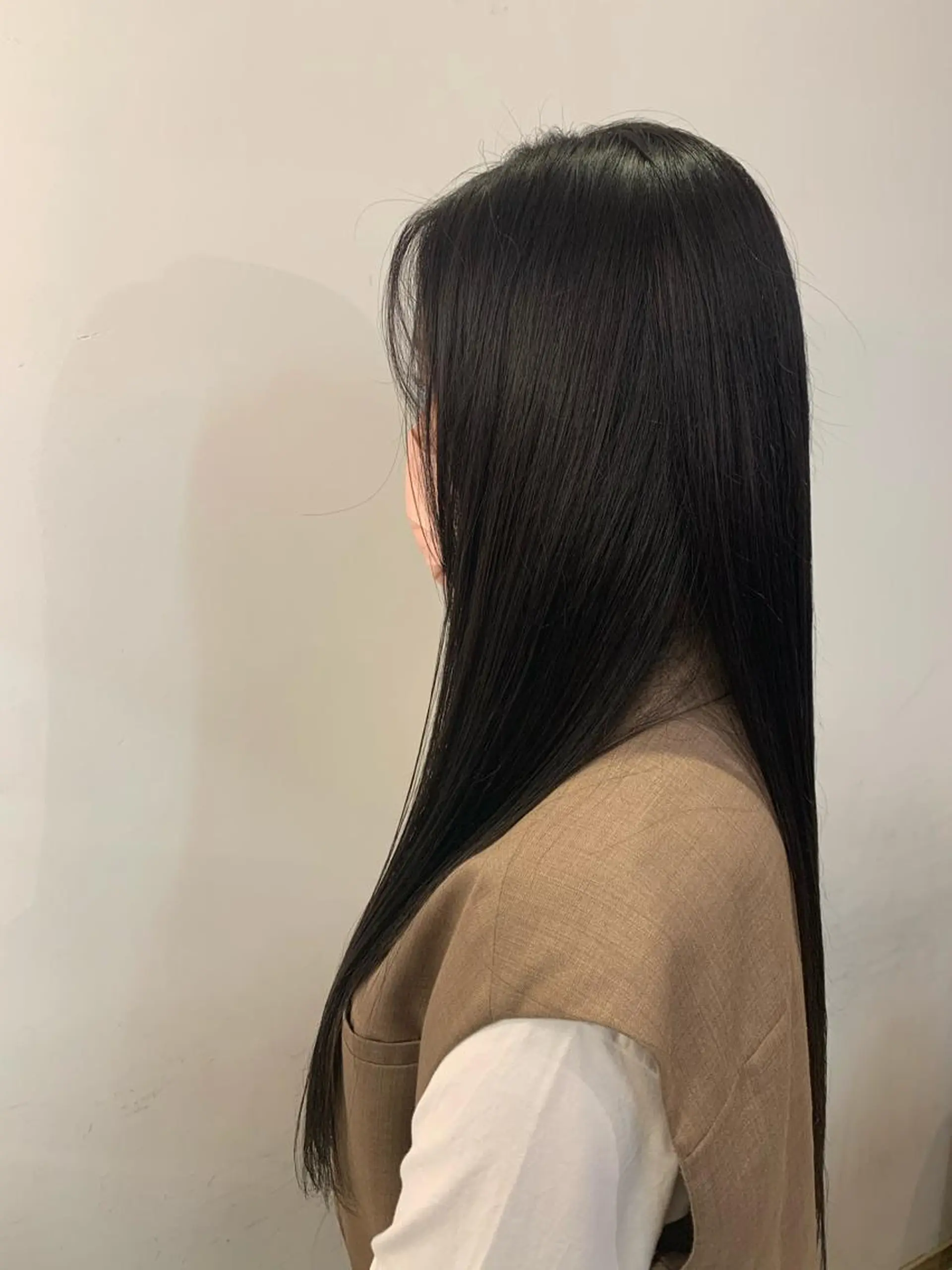 ロング カラー A. Moriのヘアスタイル