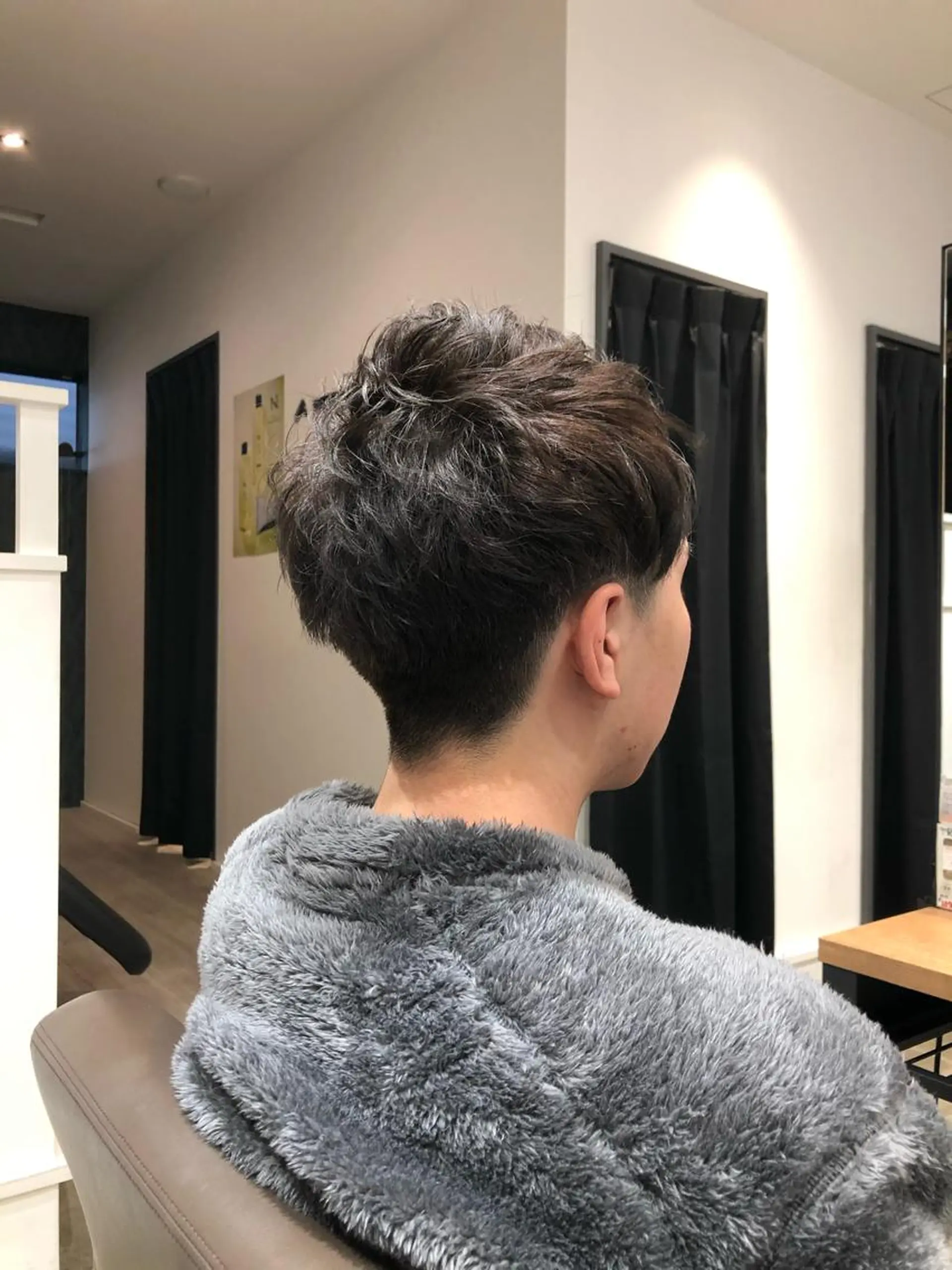 ショート メンズ 鈴村 大介のヘアスタイル