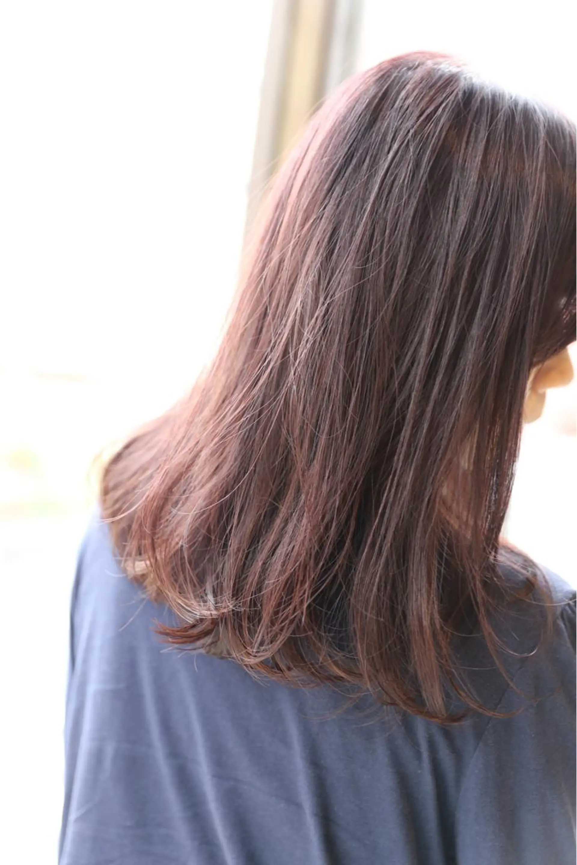 ミディアム 岡本 一平のヘアスタイル