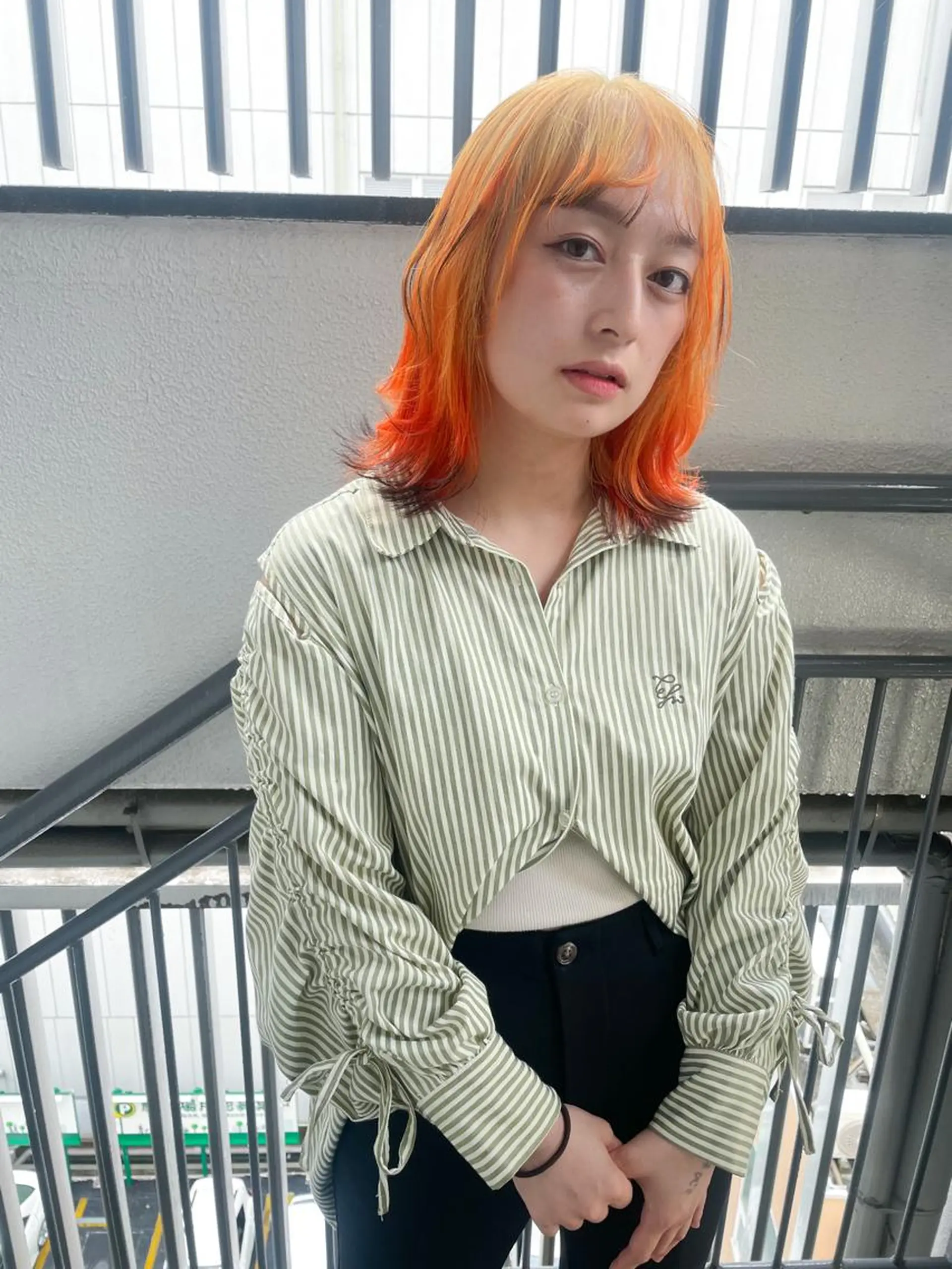 ミディアム カラー ヘアカラー トリートメント ハイトーン/レイヤー /ケアブリーチ石川治のヘアスタイル