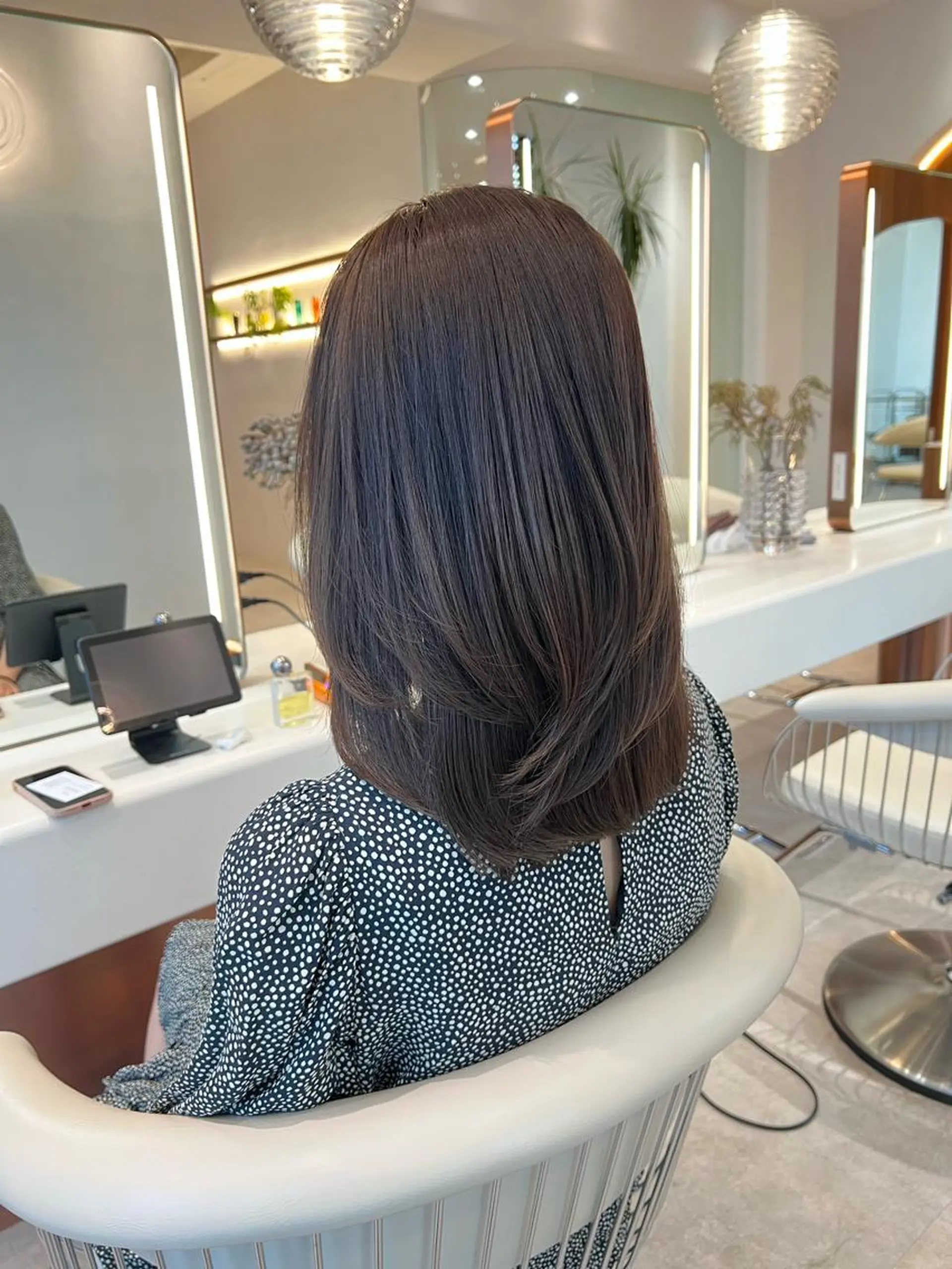 ミディアム カラー グレージュ ラベンダーカラー ラベンダーグレージュ ラベンダーグレー 韓国風ヘア 韓国レイヤー🇰🇷 韓国研修◎渋谷カイトのヘアスタイル