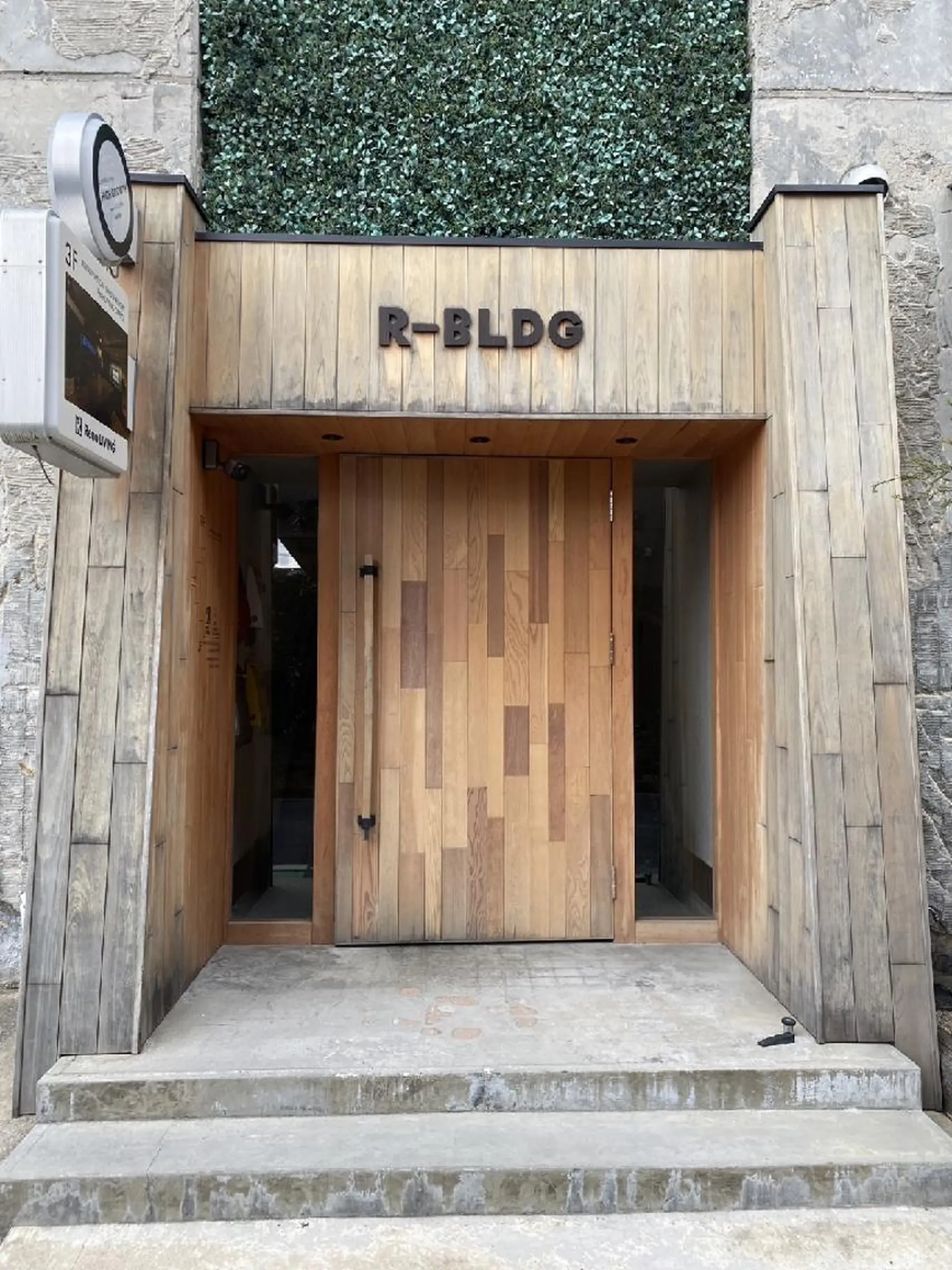 ネイル VIBLISS福岡店 yurichanのネイルデザイン