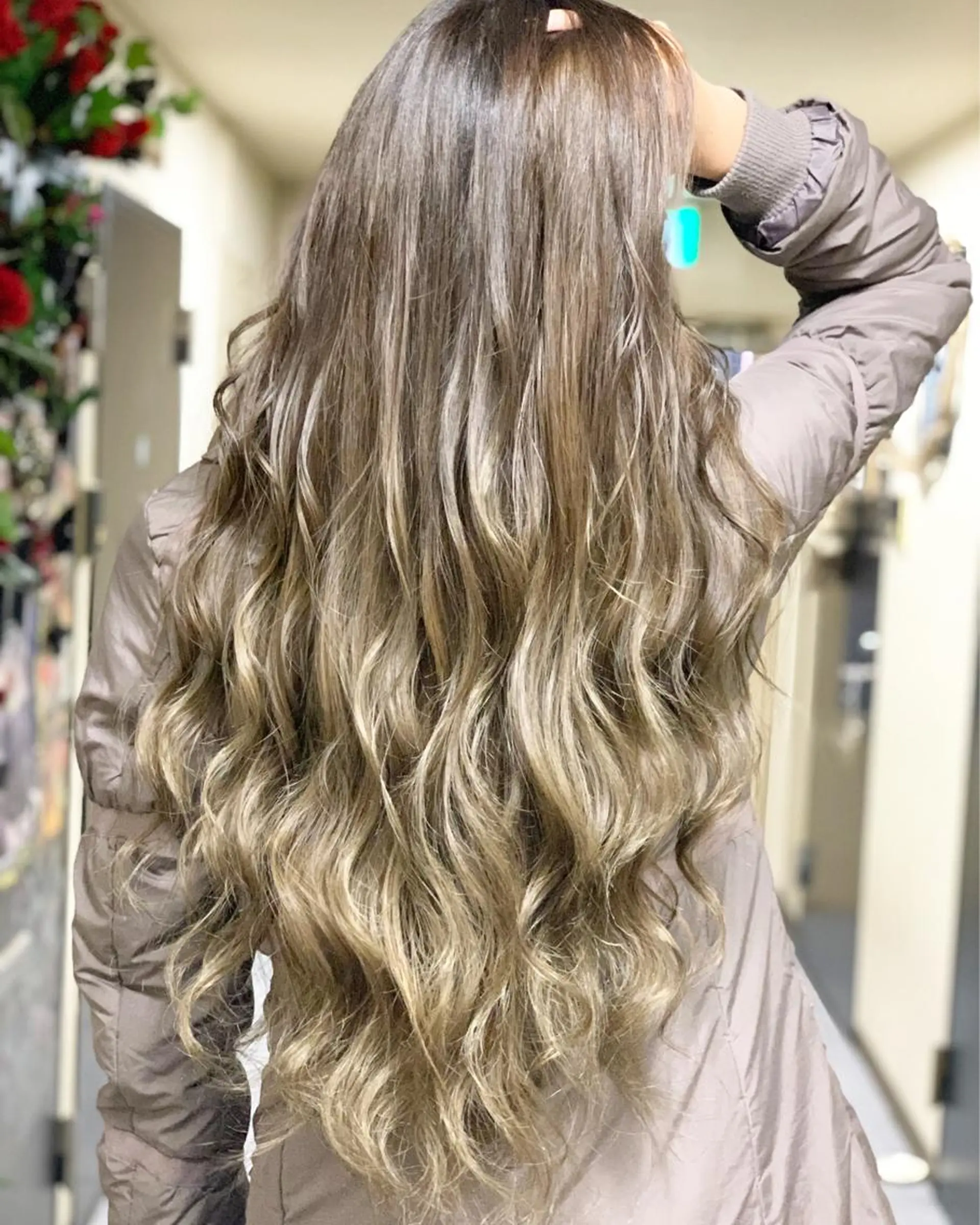 ロング レイヤーカット ロング ReHyd BEAUTÉ salon&store 心斎橋店所属・❤️MASAKO❤️ 🌸🩷エクステ🩷のヘアスタイル