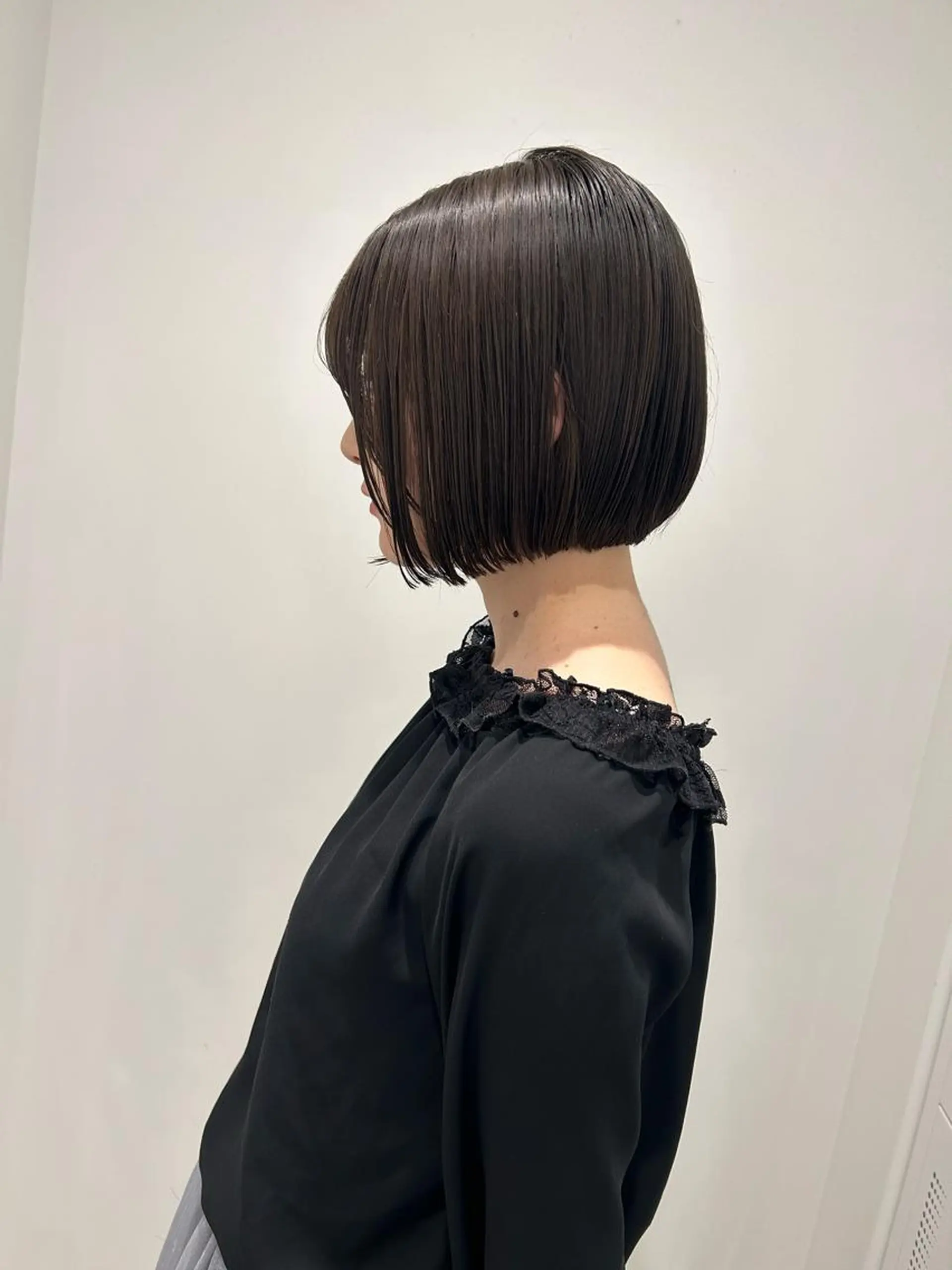 ミディアム レイヤー・ナチュラル RUKUのヘアスタイル