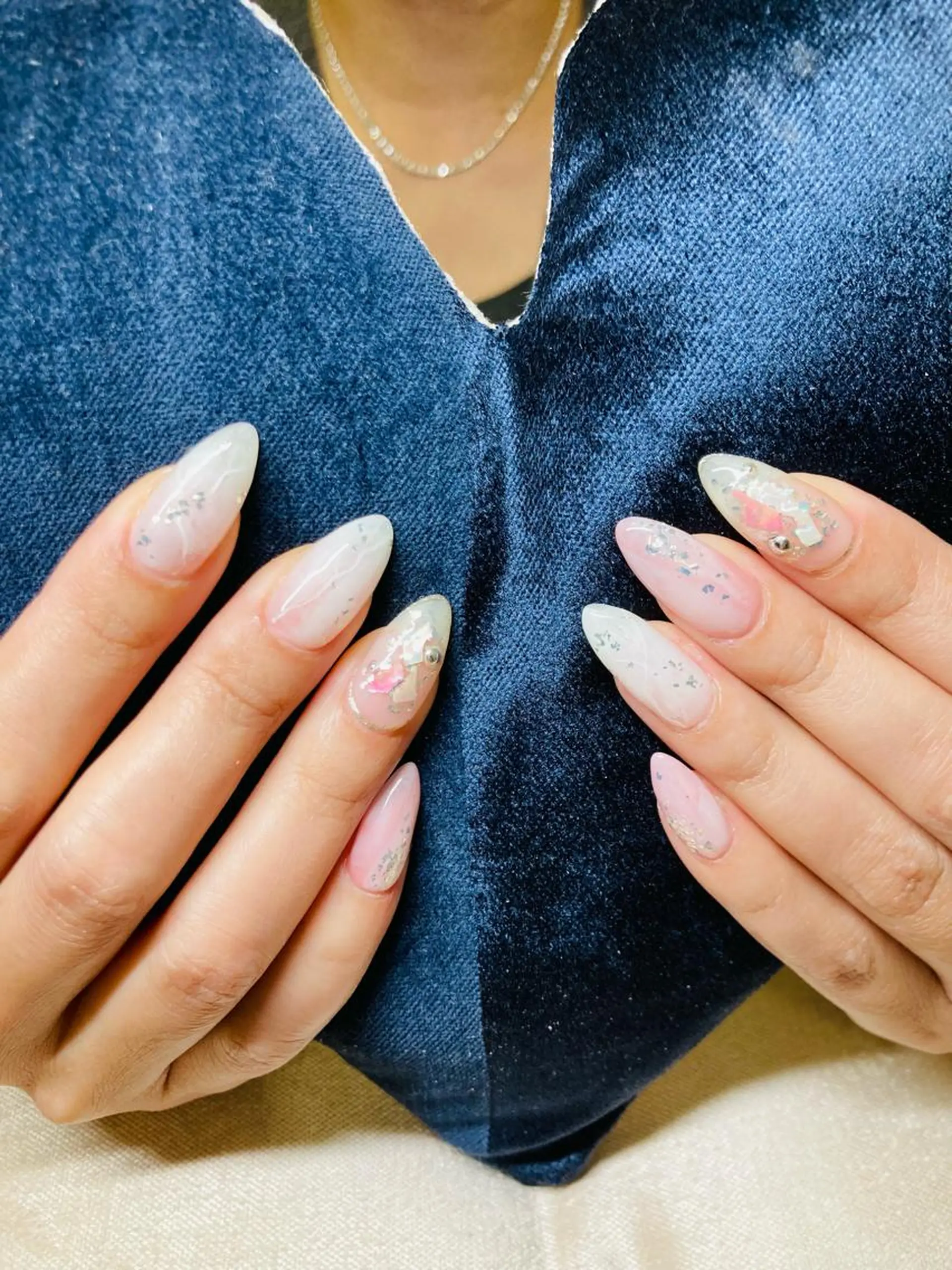 ネイル ECLAT エクラ所属・寺山 千鶴のネイルデザイン