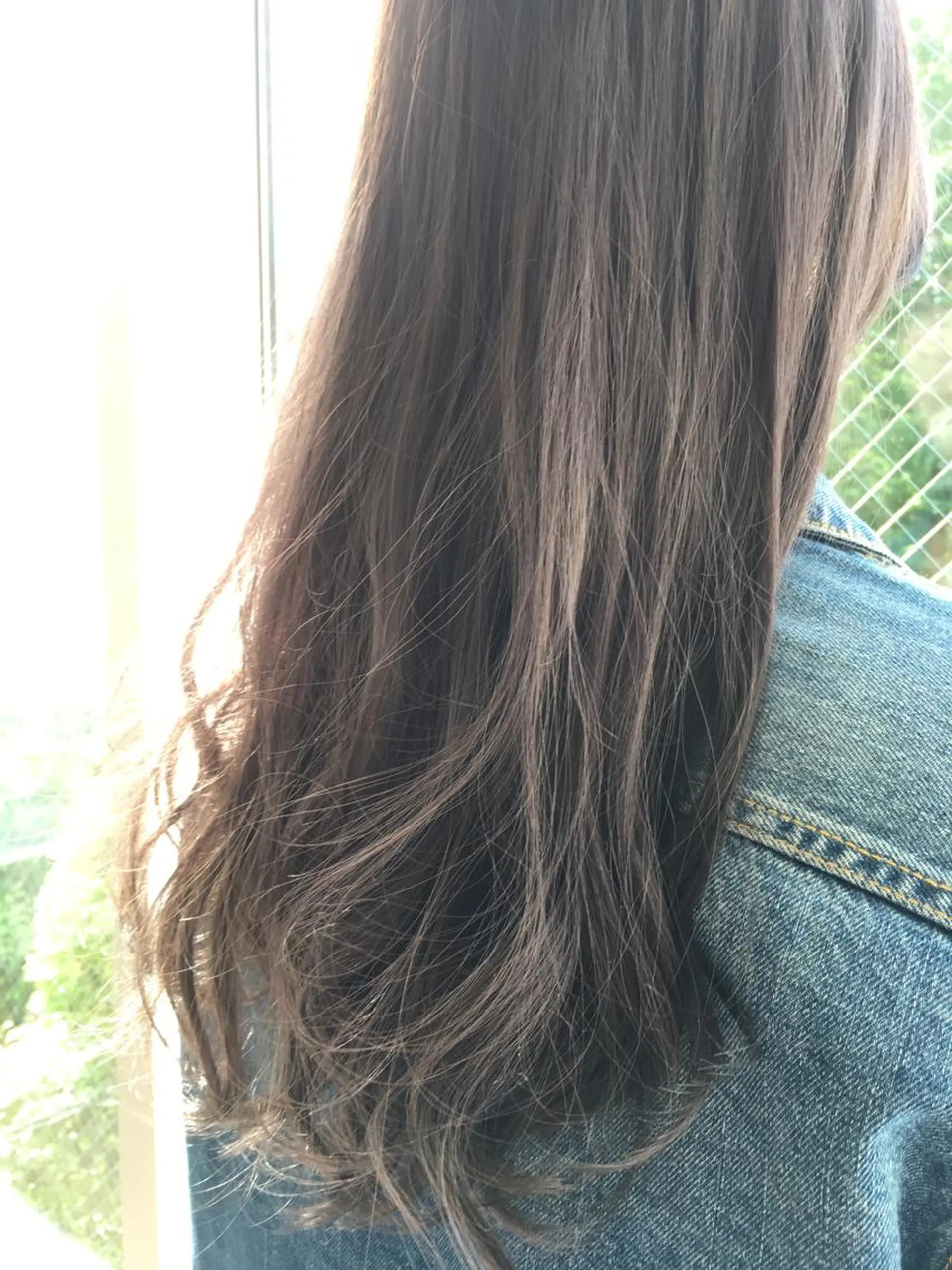 セミロング カラー 白髪ぼかしハイライト 柳川拓哉のヘアスタイル