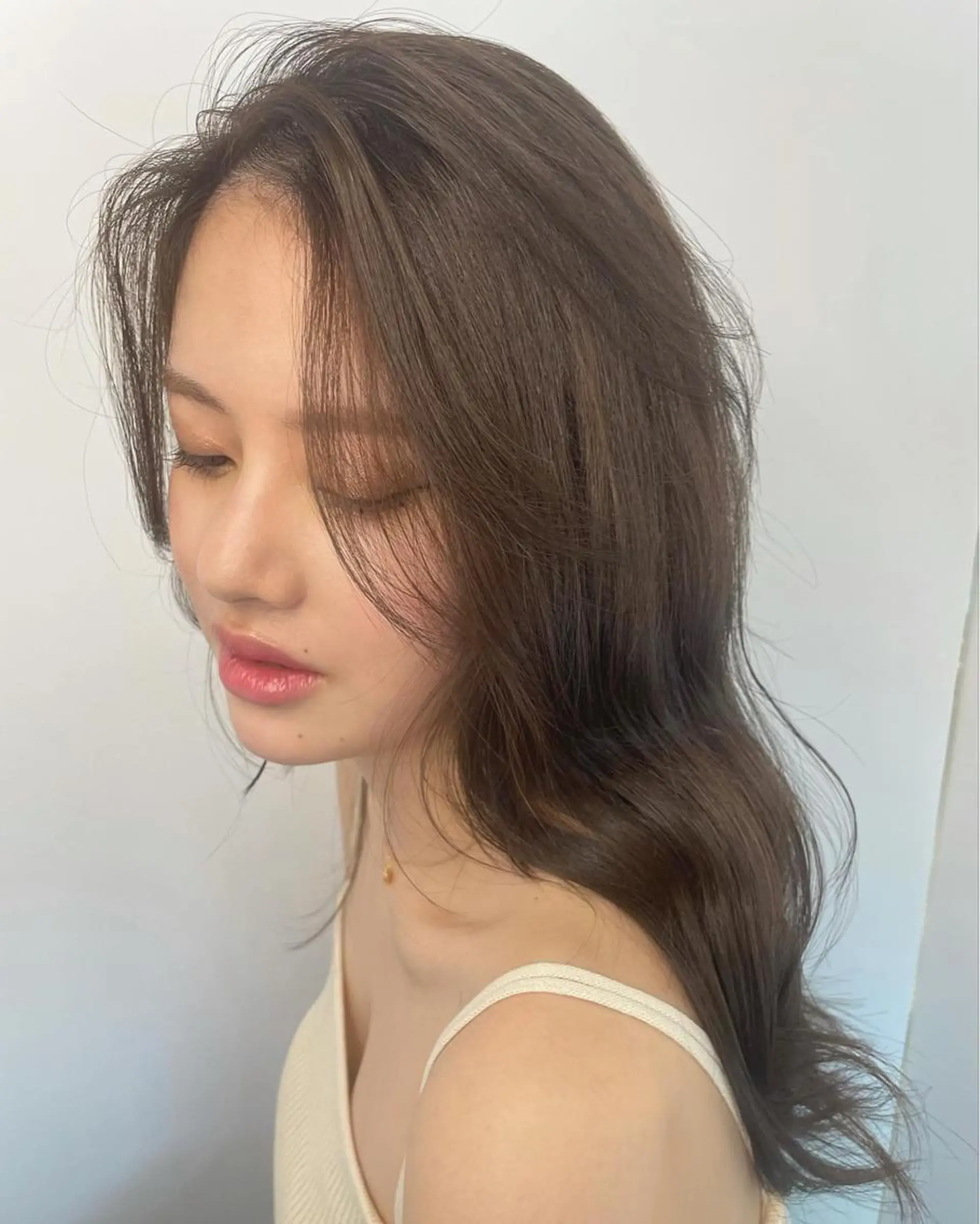 ロング カラー カット ヘアカラー LANVERY所属・うる艶ヘア💐 艶ハイトーン💐彩夏のヘアスタイル