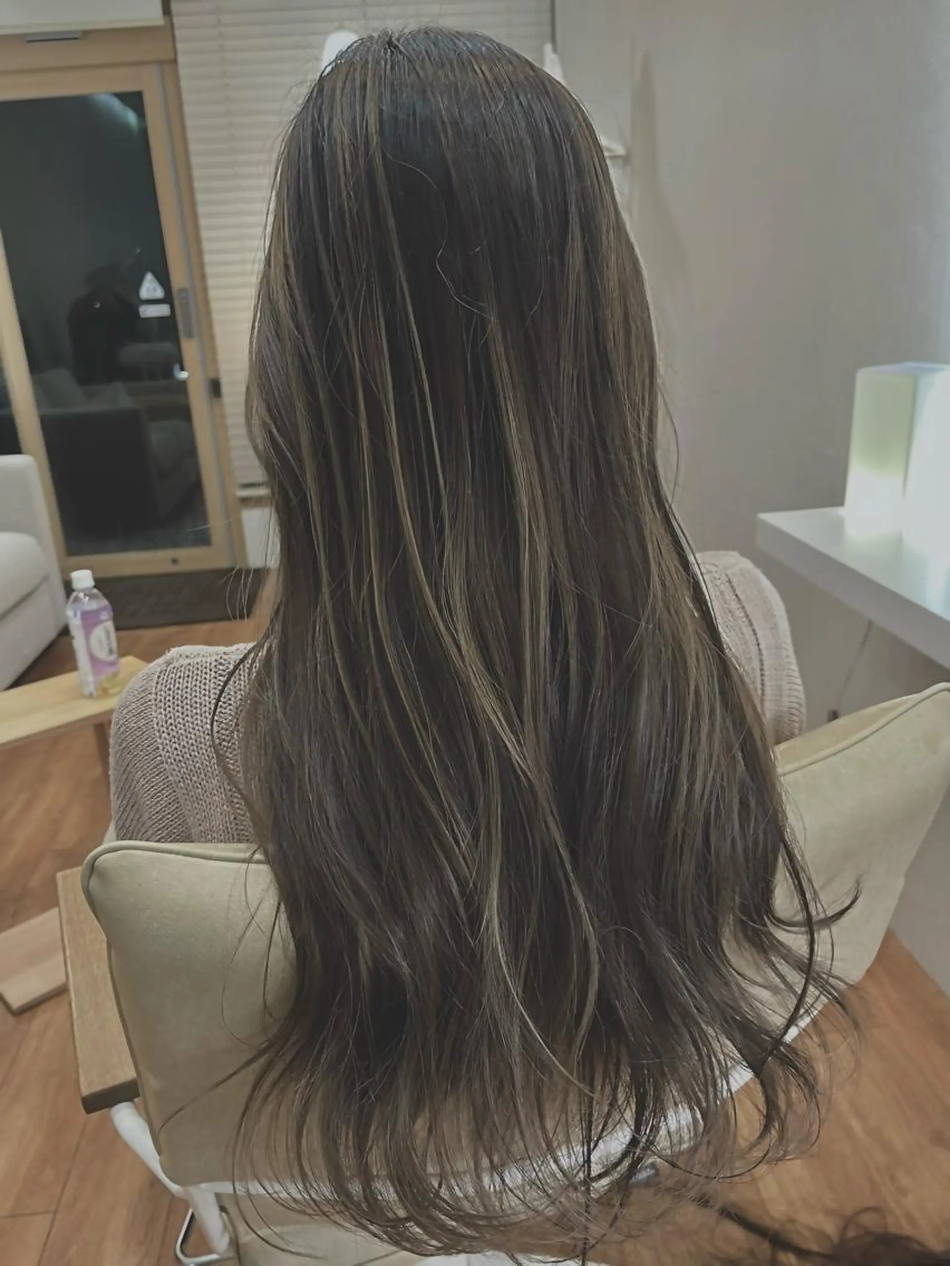 ロング カラー ヘアカラー トリートメント K-atelierCACHETTE所属・小林 まさきのヘアスタイル