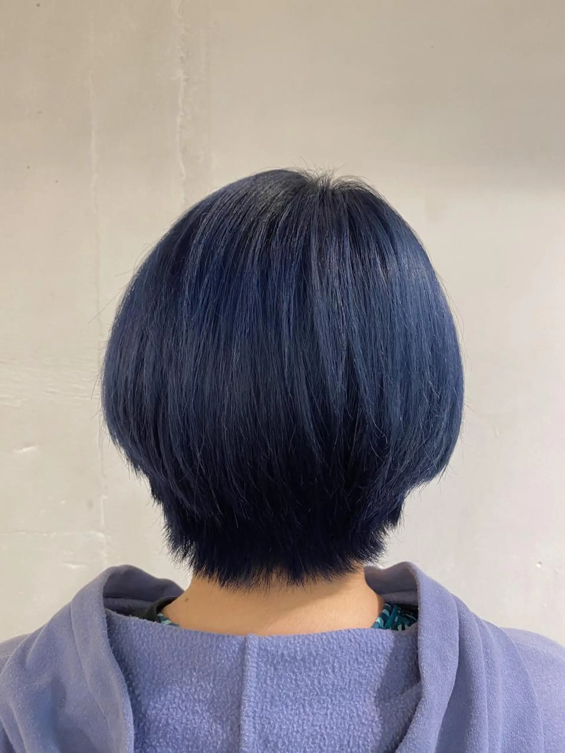 ショート カラー ブリーチ ink Runaのヘアスタイル