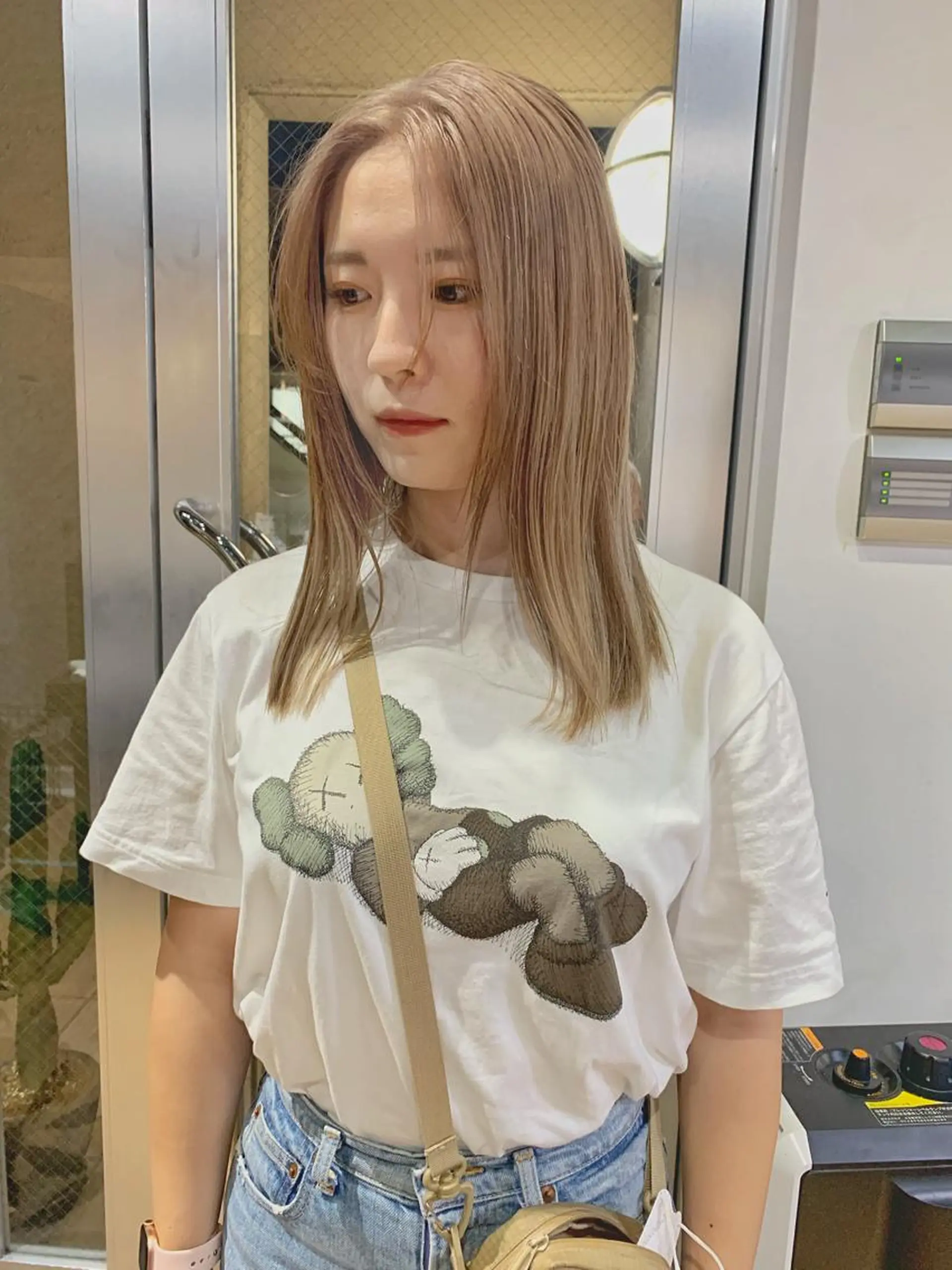 ミディアム カット ヘアカラー ハイトーンNo.1✨ パーマ✨イマイタツヤのヘアスタイル