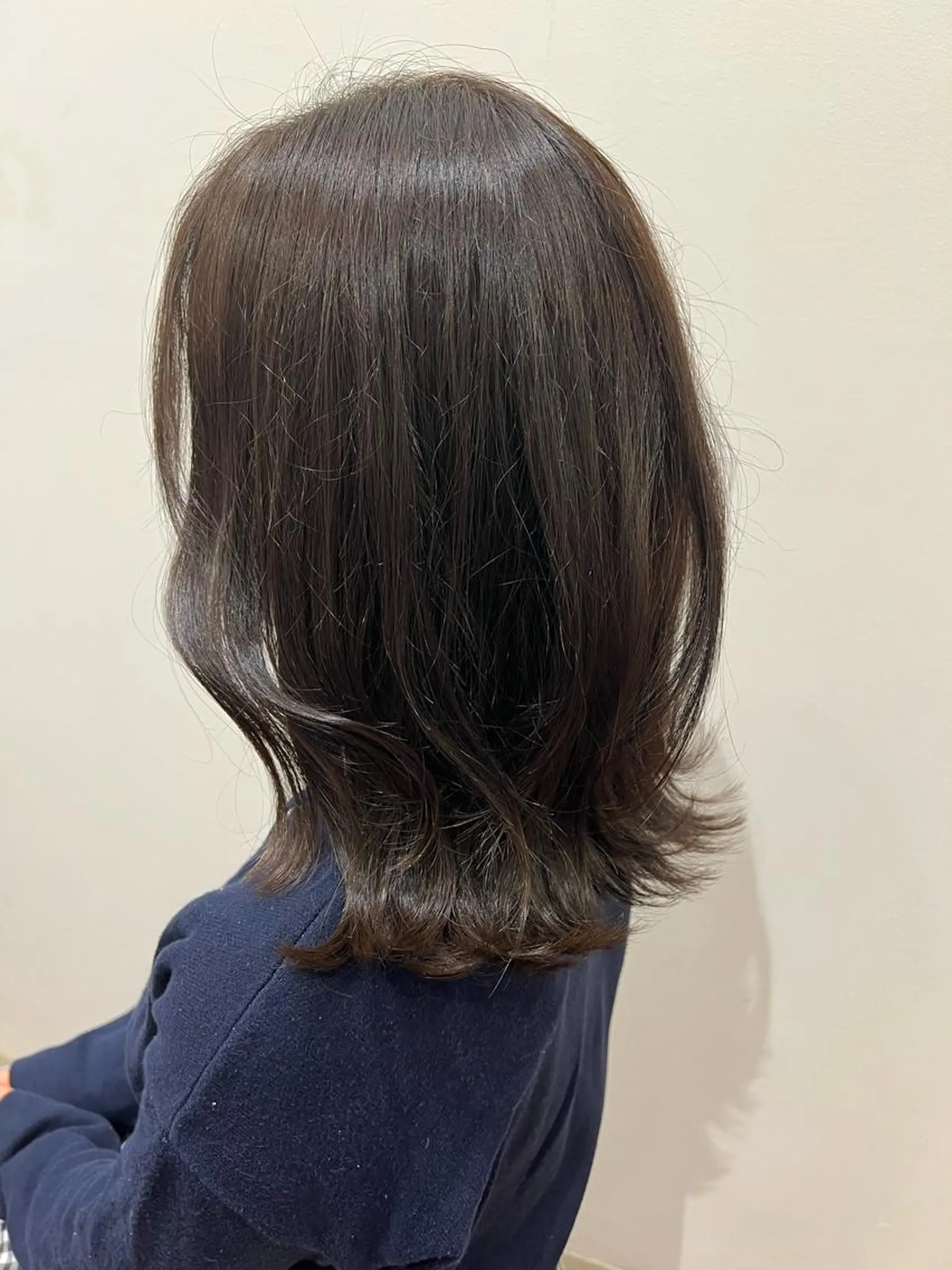 セミロング たかはし あかりのヘアスタイル