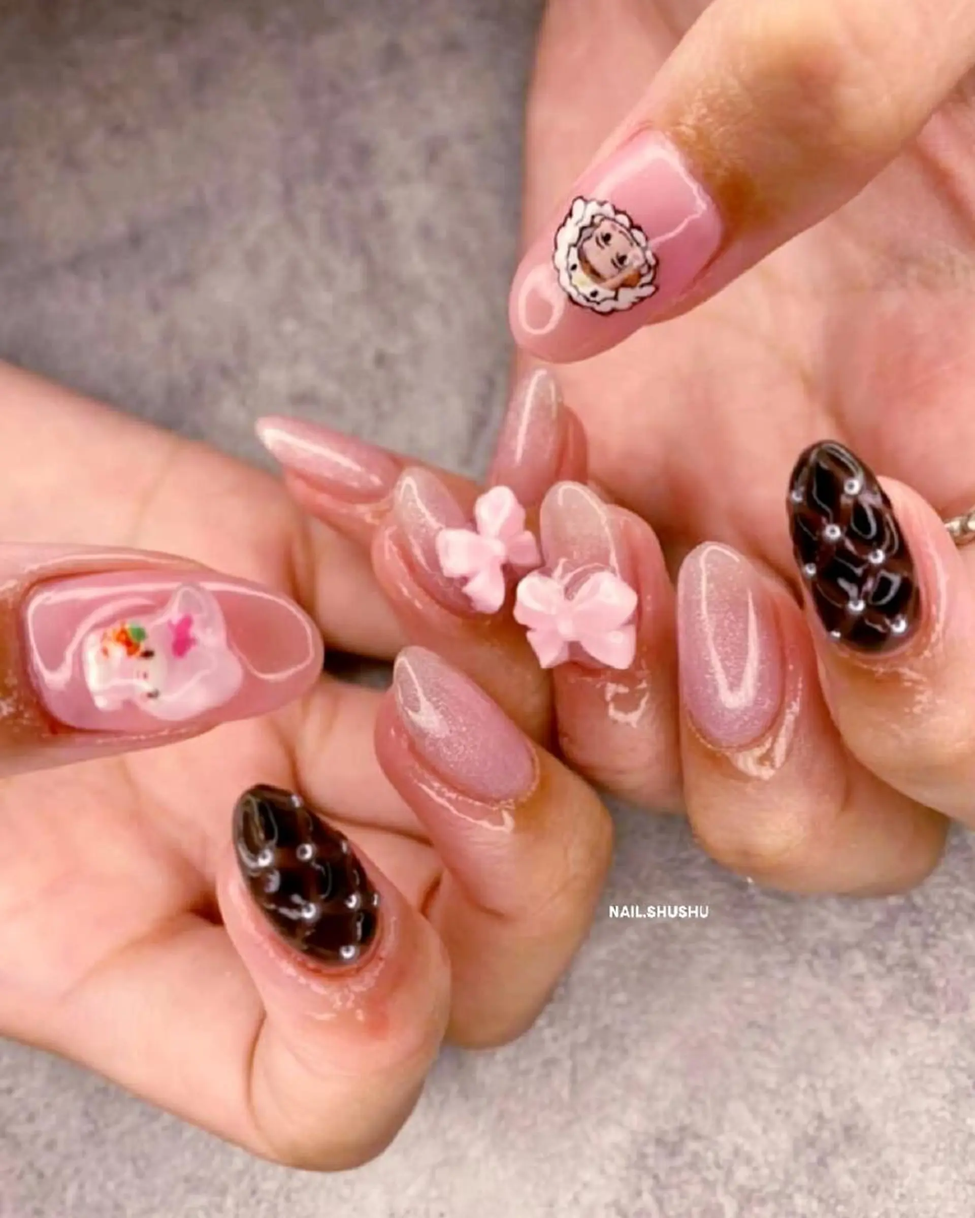 ネイル アートネイル 韓国ネイル 持ち込み ニュアンスネイル シンプルネイル 3dパーツ/流行り 👧shushu❤️のネイルデザイン