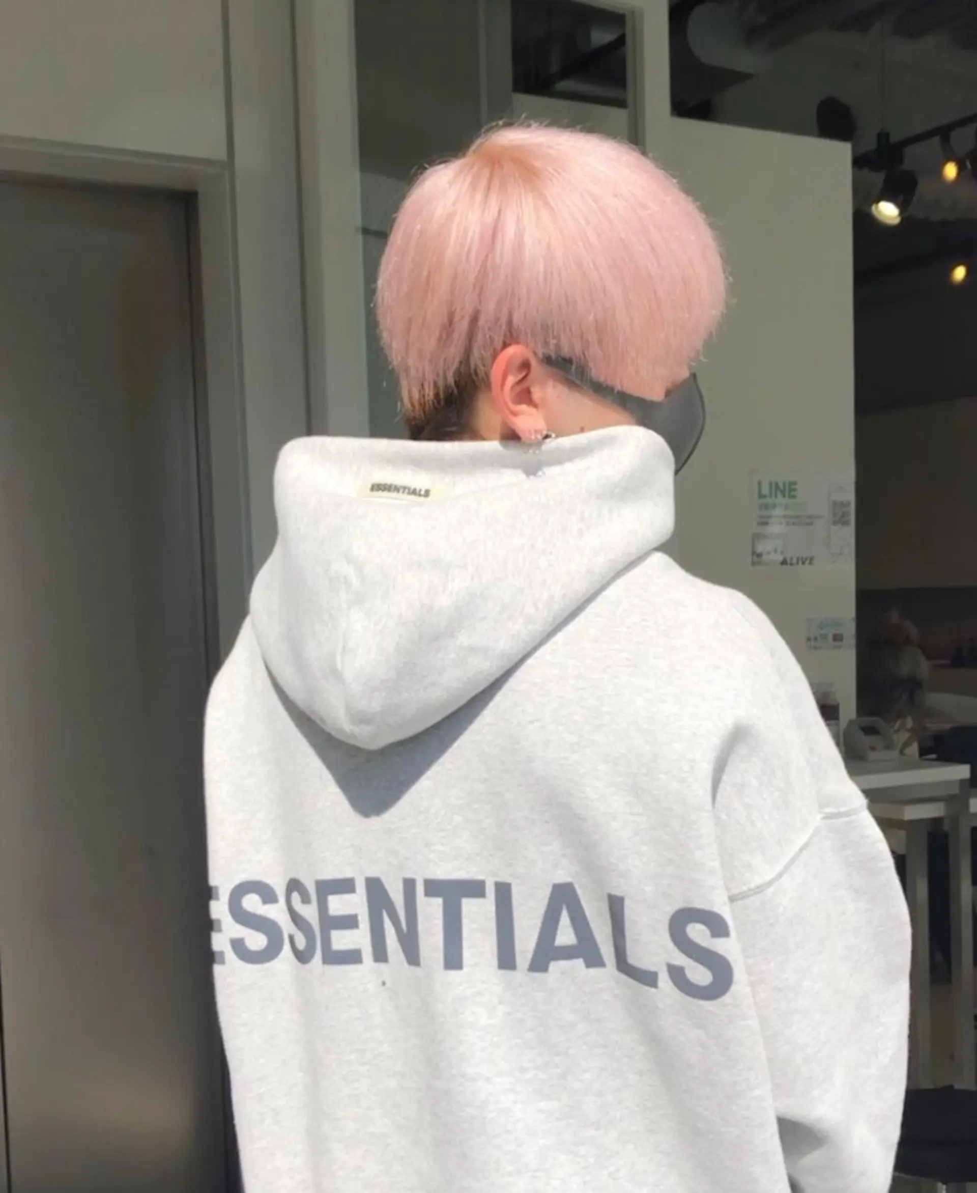 ショート 艶髪レイヤー/ ハイトーンKeitaのヘアスタイル