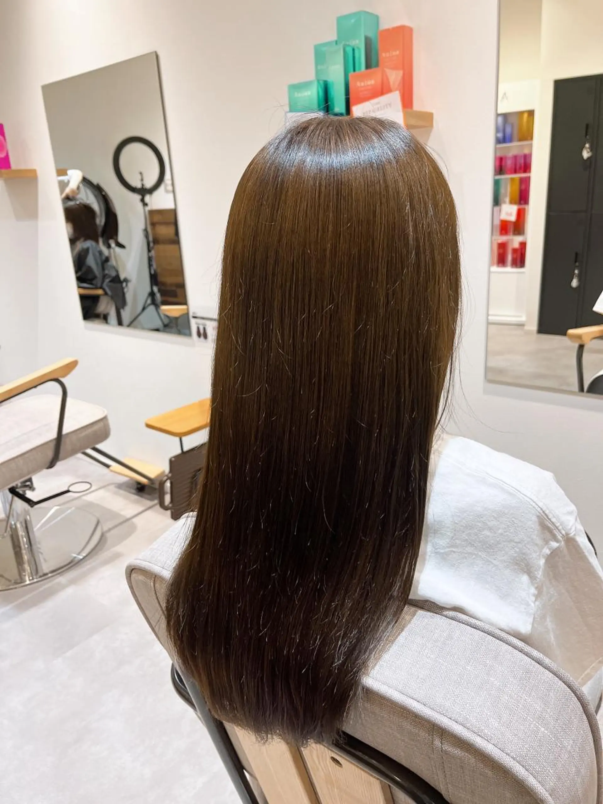 カラー カット 🌸 飯野 舞桜のヘアスタイル