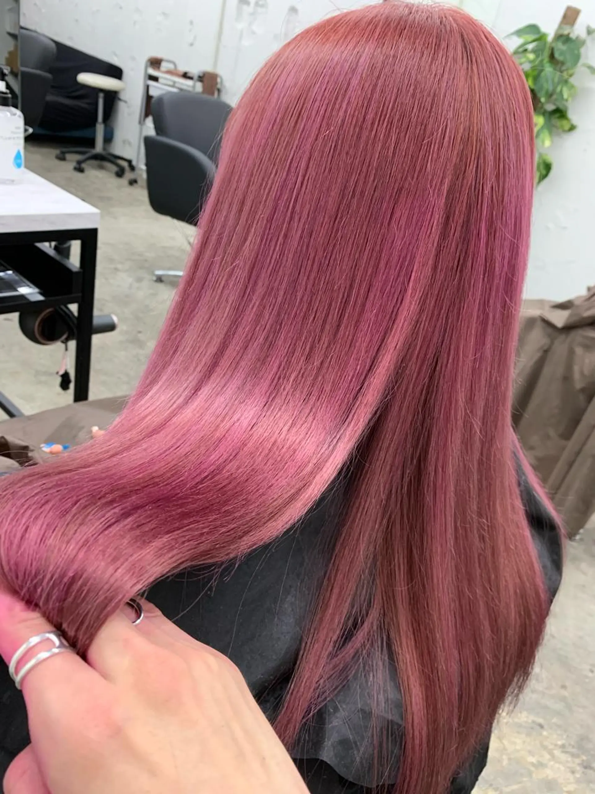 ロング カラー ヘアカラー トリートメント 映える顔周りカット ♥️韓国ヘア"ちぇるのヘアスタイル