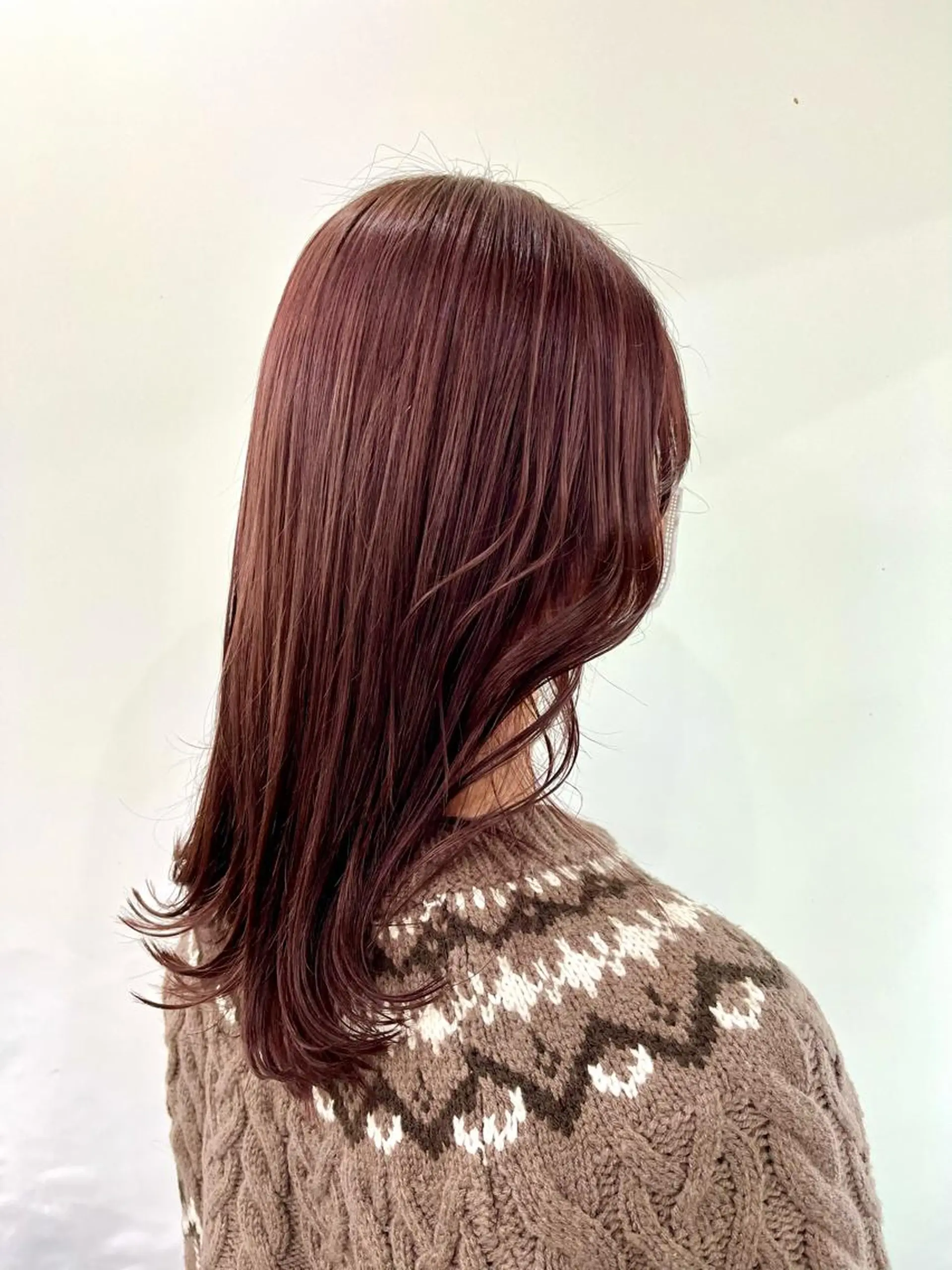 ミディアム カラー パーマ 新宿/小顔レイヤー/ 顔まわり/西慶太朗のヘアスタイル