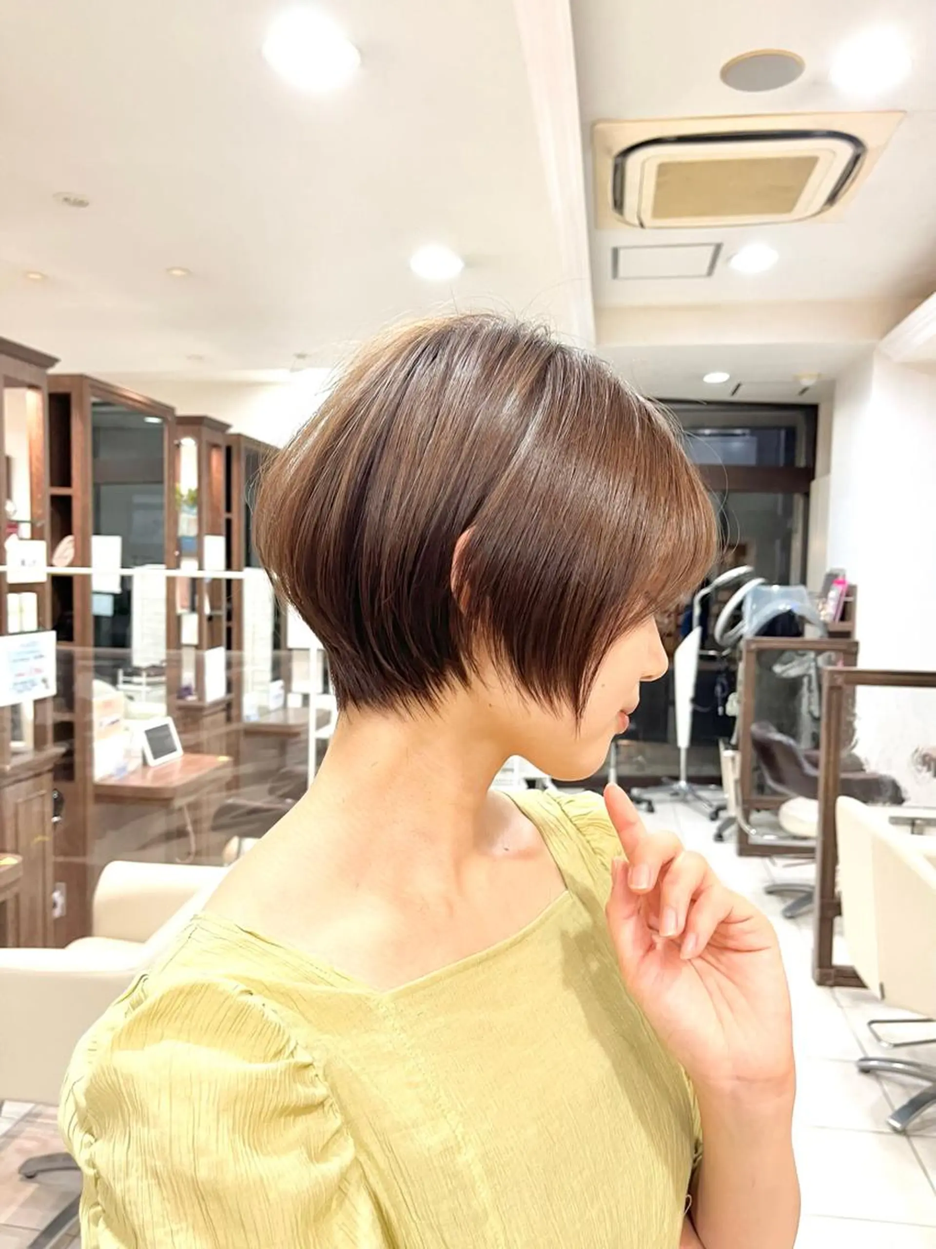 ショート ショートヘア 小顔カット カット ヘアカラー トリートメント ✨髪質改善・縮毛矯正 専門美容室マーベルのヘアスタイル