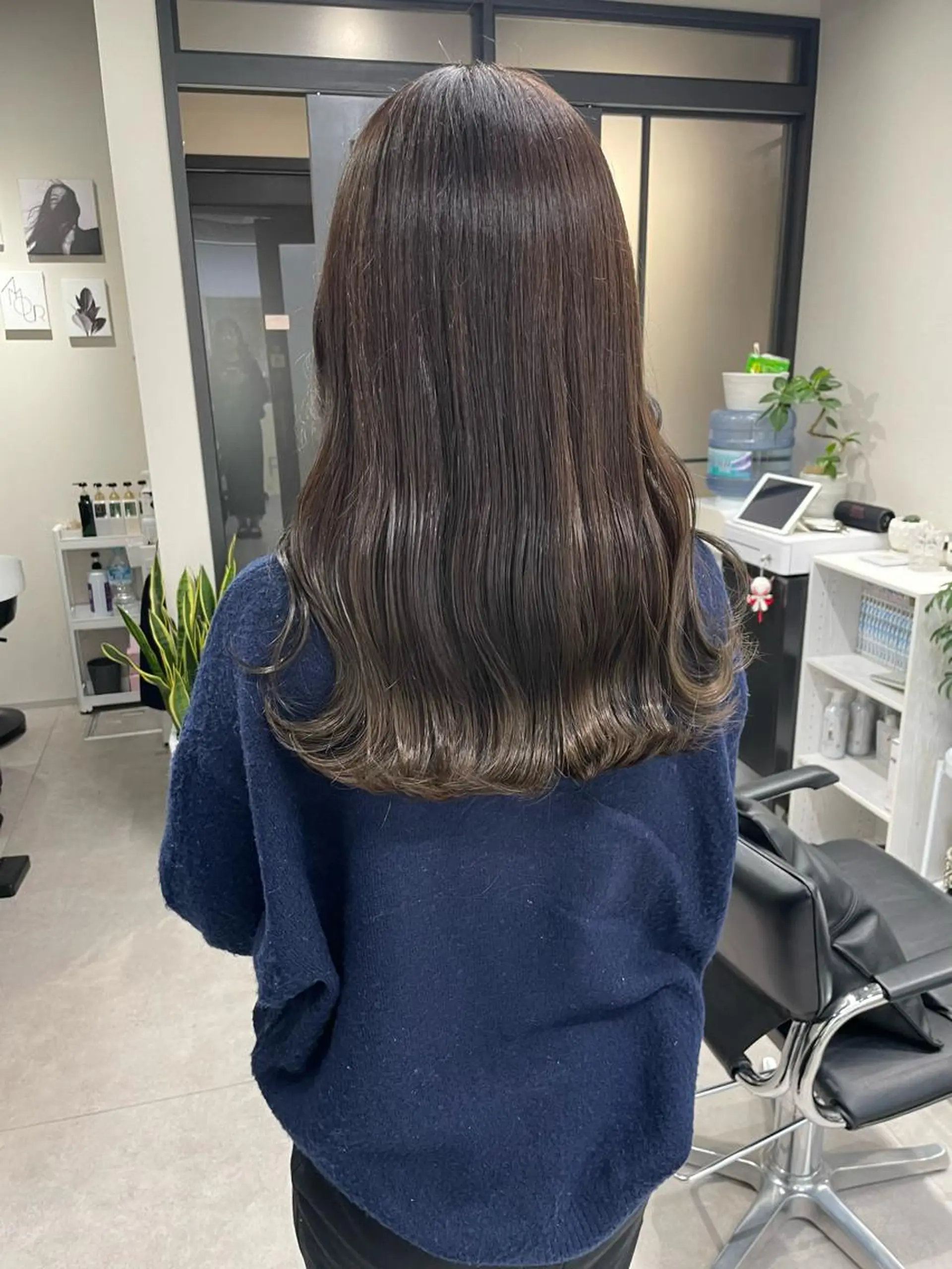 セミロング カット ヘアカラー 🌸インナーカラー 🌸藤井春華のヘアスタイル
