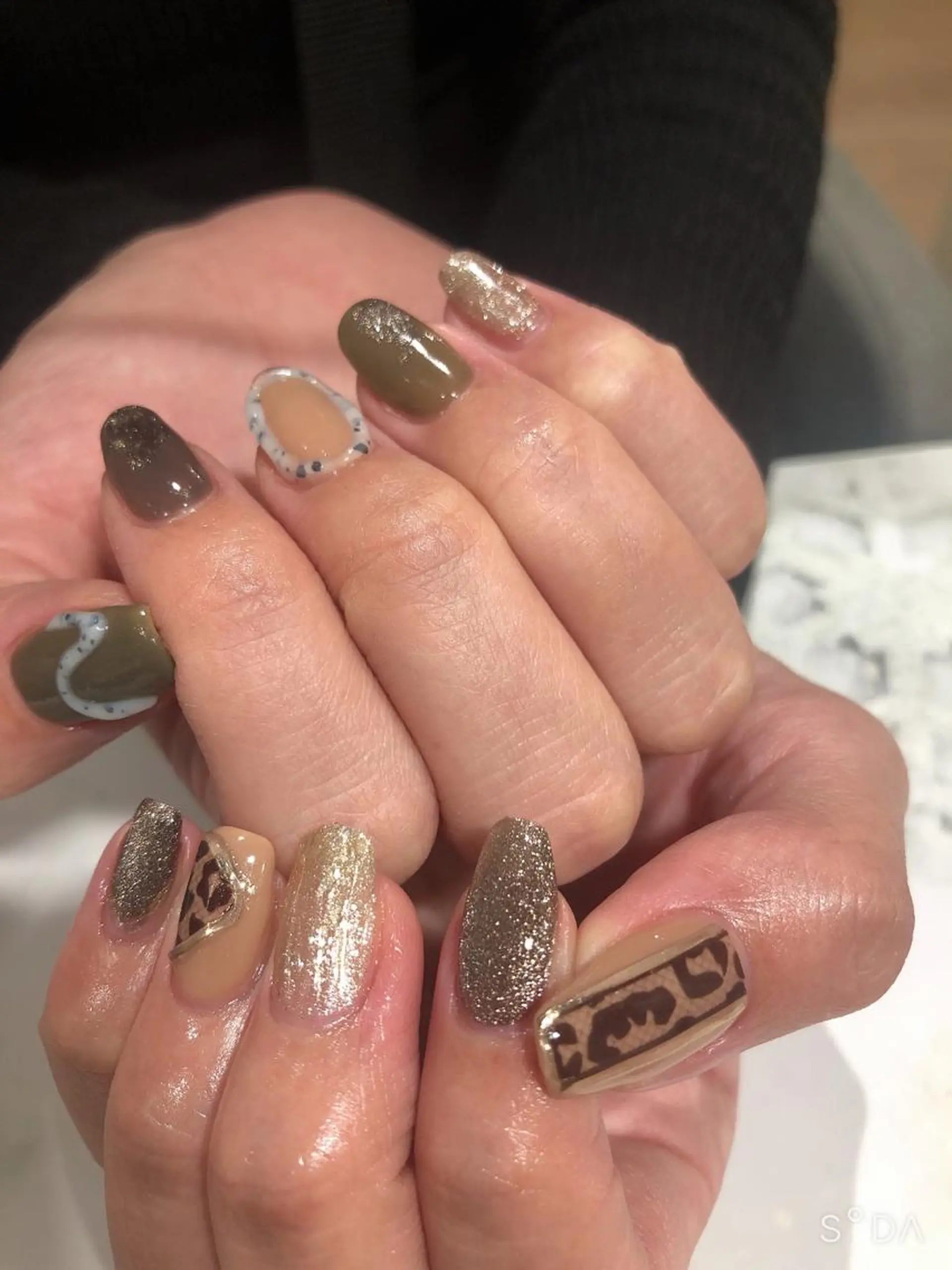 ネイル ニュアンスネイル ハンドネイル 吉野✨ ネイルデザイナー✨のネイルデザイン