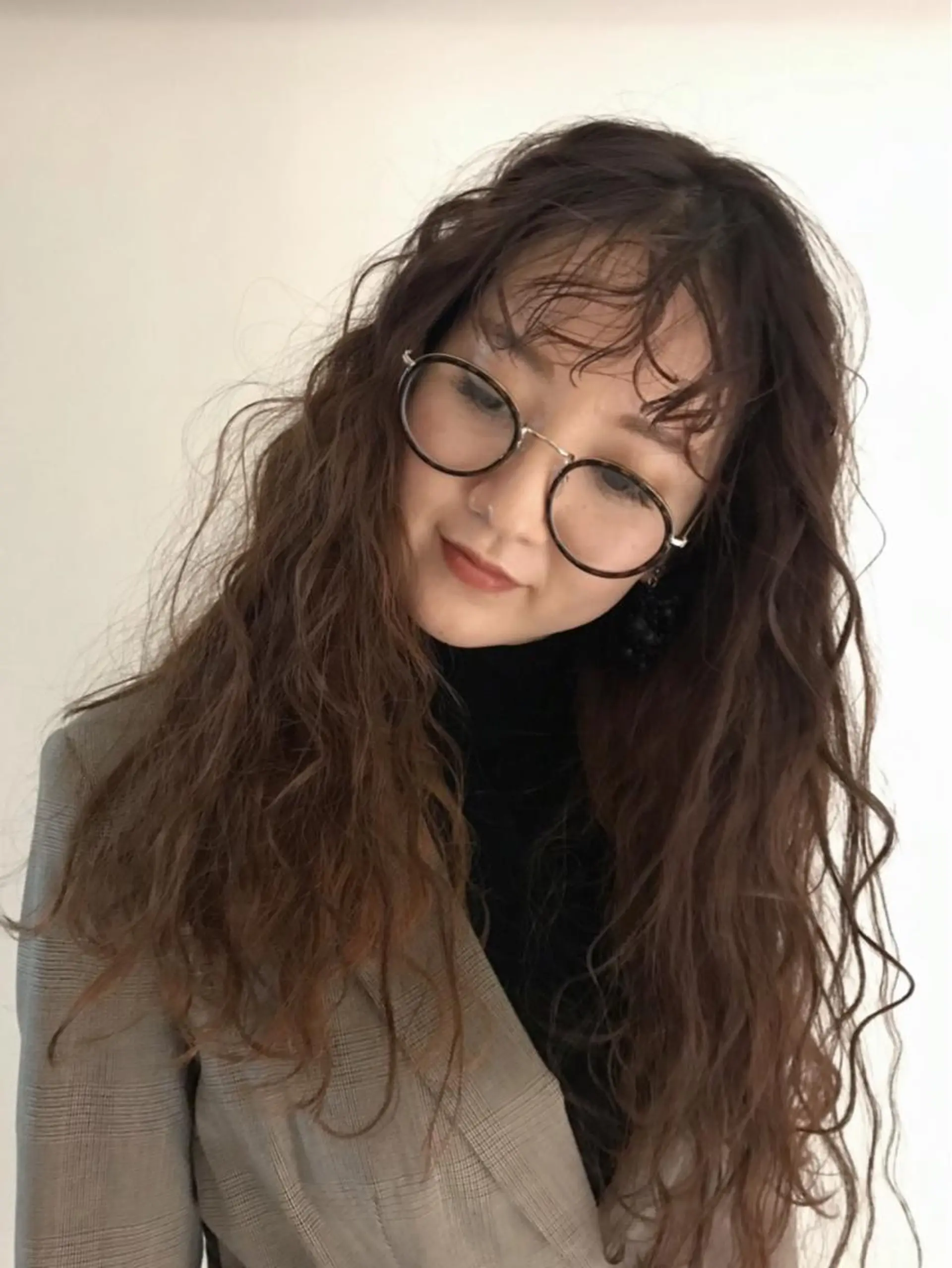 ロング カラー ヘアアレンジ 暗髪カラー🫐パーマ おくだりんかのヘアスタイル