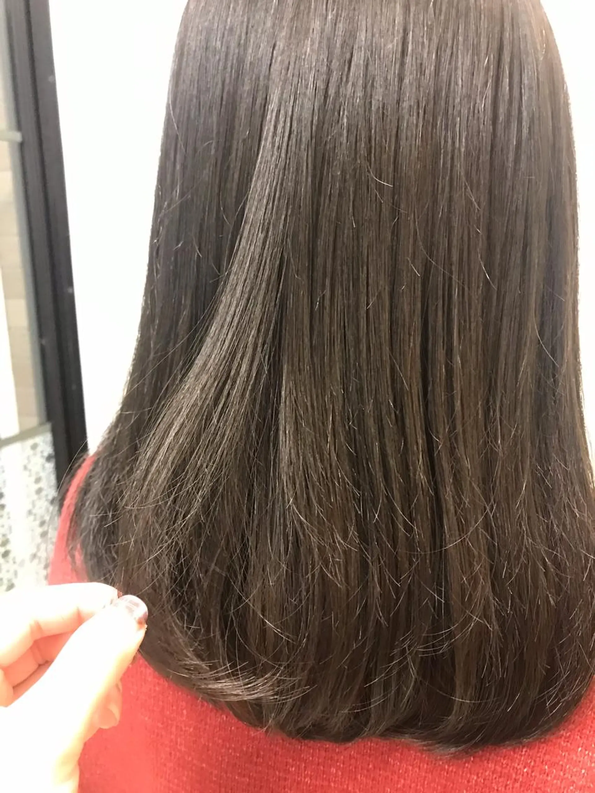 カラー アッシュ ベージュカラー ブルーカラー 本多結香/レイヤー /ハイライトカラーのヘアスタイル