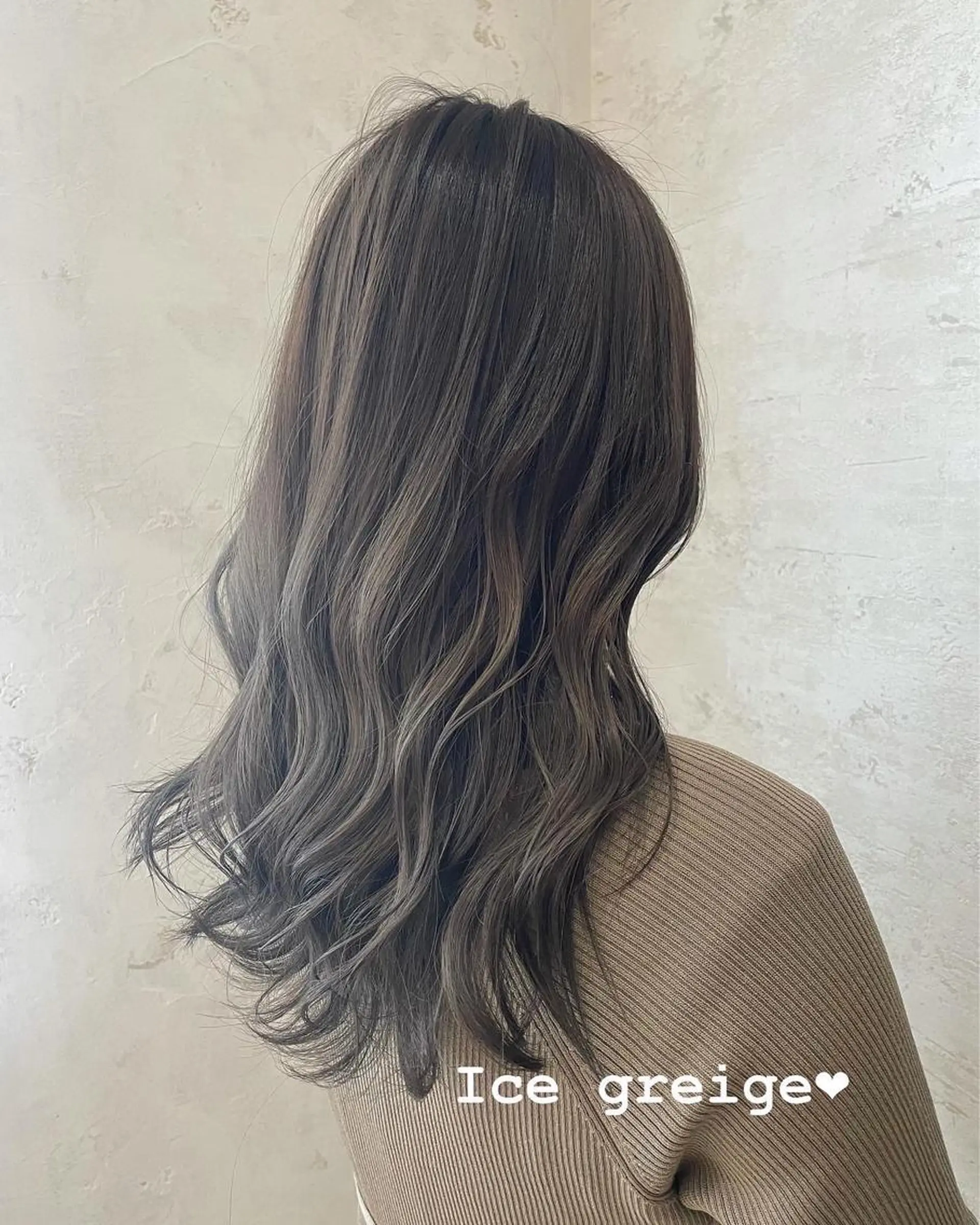 ロング カラー Kanami/韓国風 /艶カラーのヘアスタイル