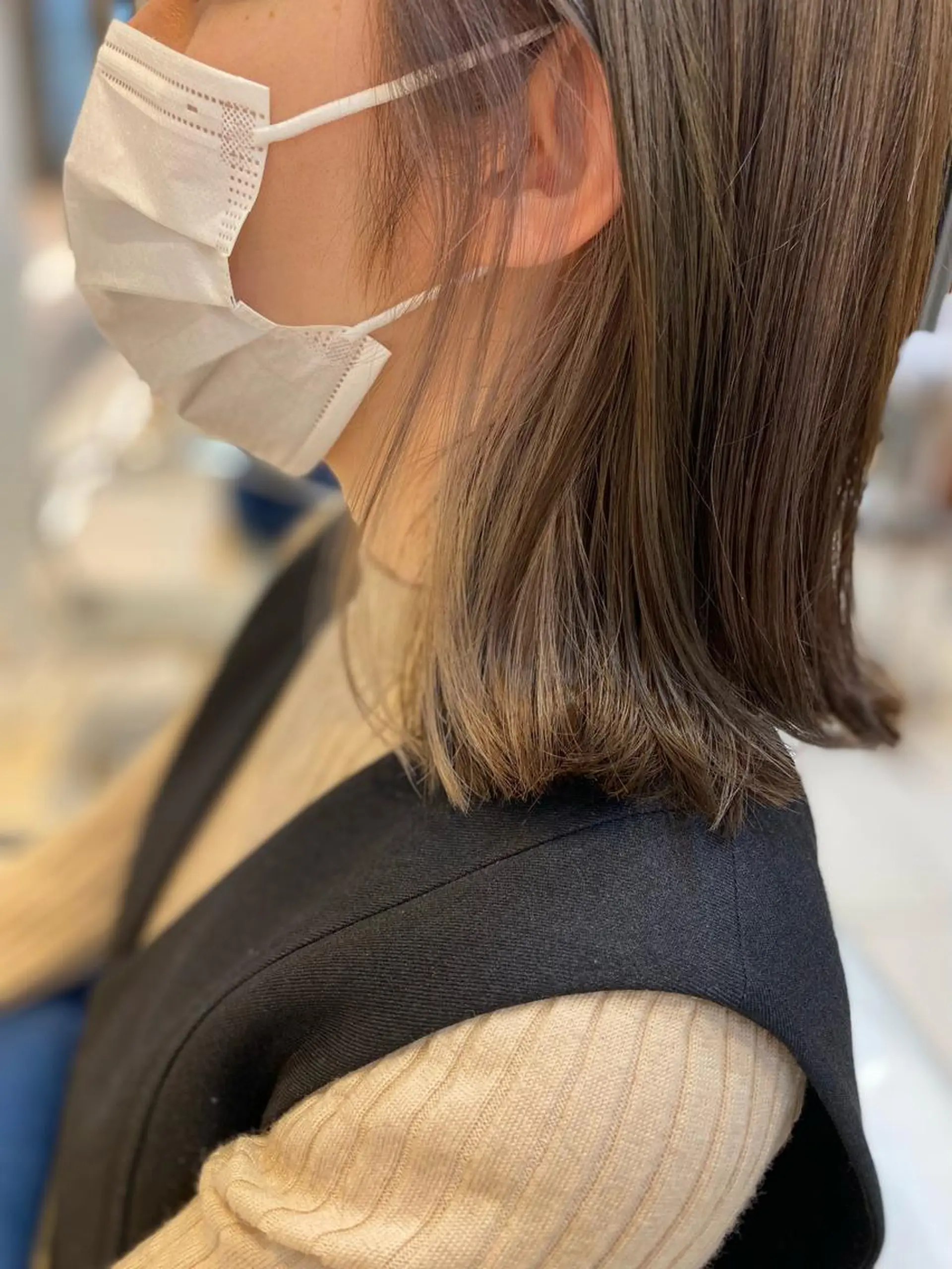 ミディアム 外ハネヘア sea's所属・ヒラカホ/矢場町/ ブリーチ/似合わせのヘアスタイル