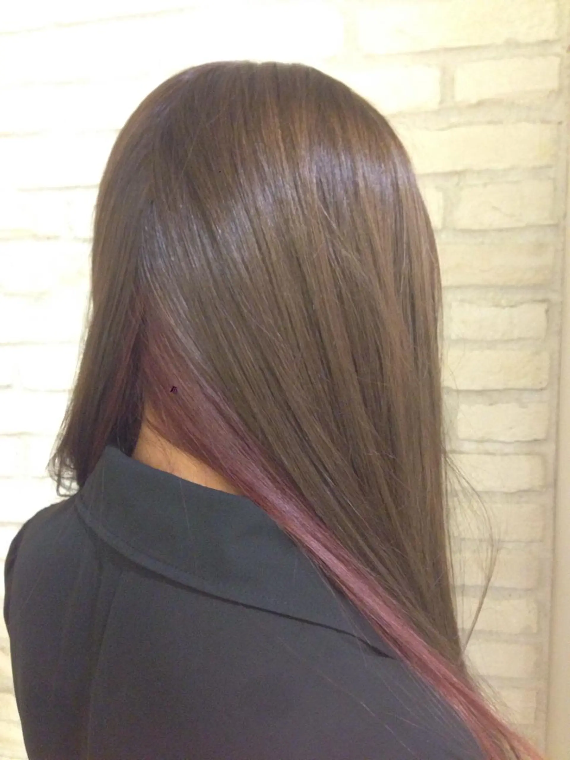 ロング カラー ブリーチ レッドカラー 小倉 聖也のヘアスタイル