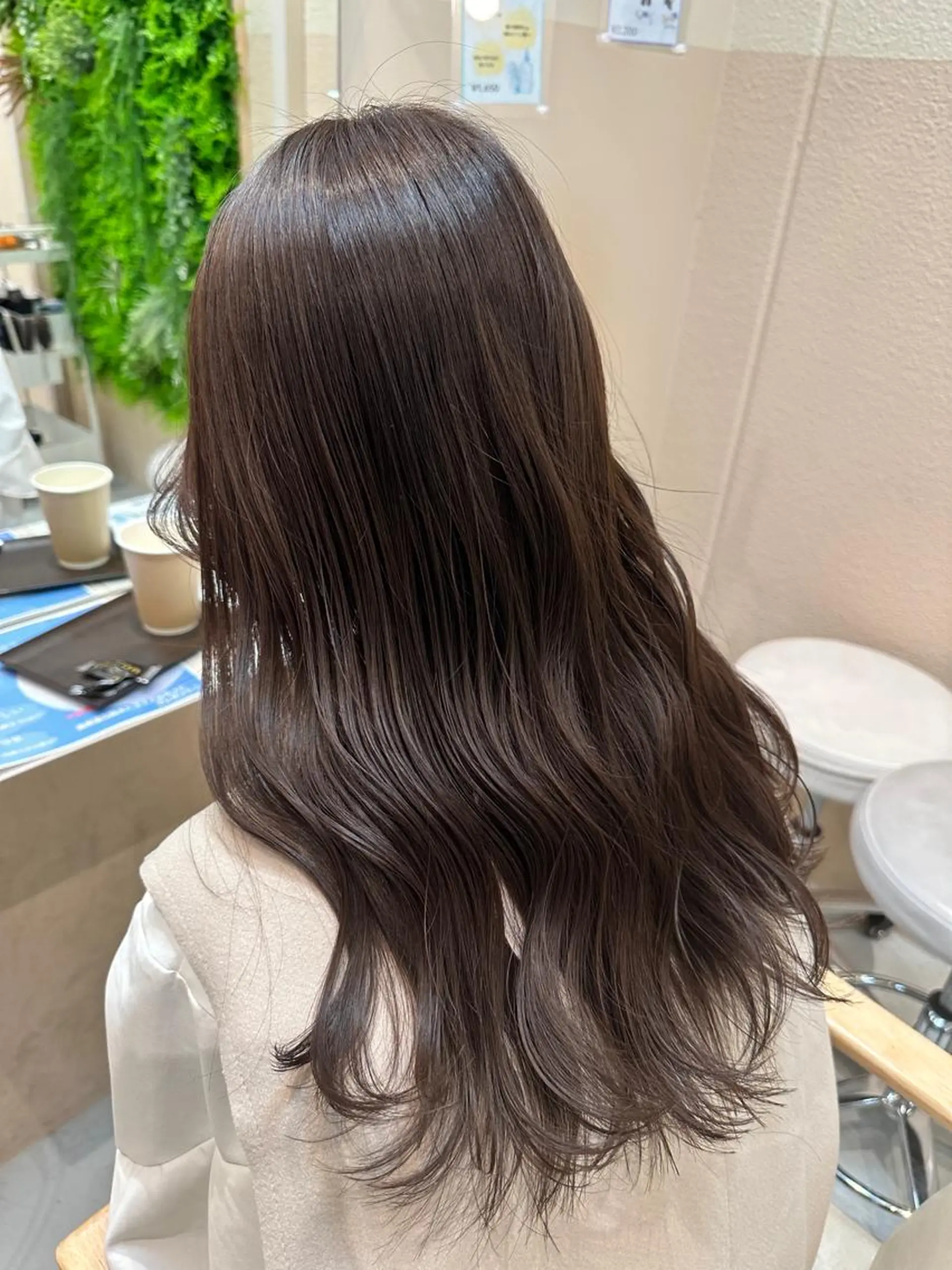 ロング カラー ヘアカラー トリートメント 小島 健太郎のヘアスタイル