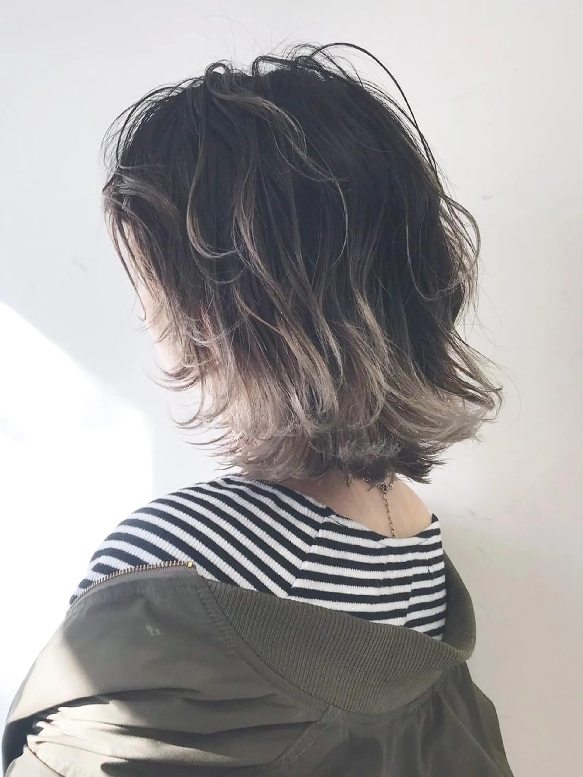 ショート カラー パーマ ヘアアレンジ アッシュ ハイライトカラー ハイライト ITbyALBUM 中野店のヘアスタイル