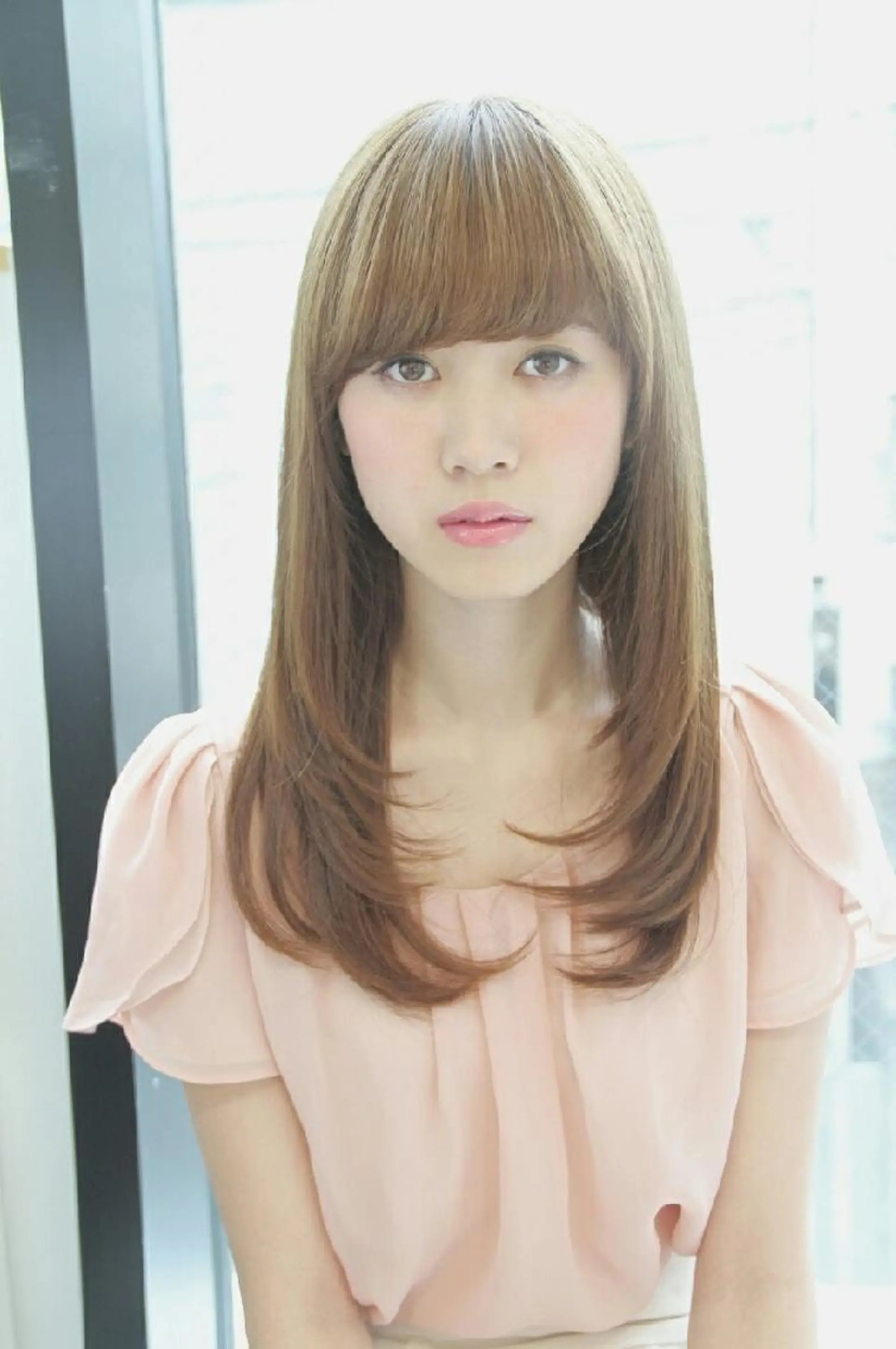 ロング ＦＵＮＩＣ ファニックのヘアスタイル