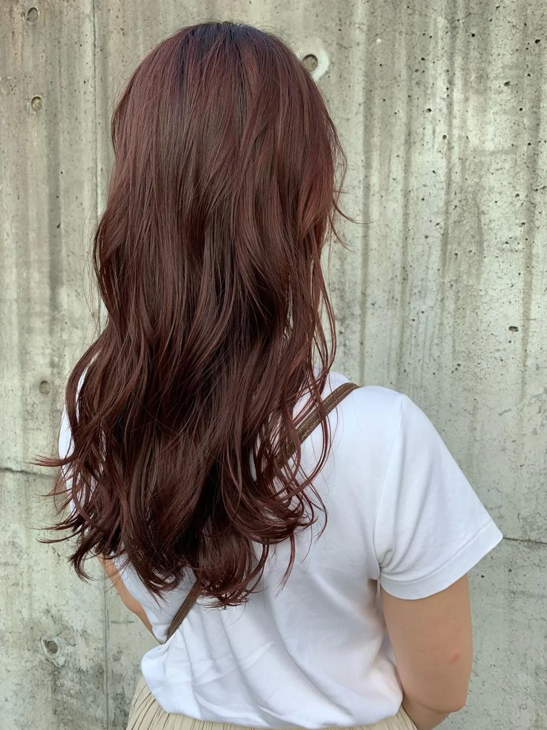 ロング カラー 安藤 佑衣のヘアスタイル