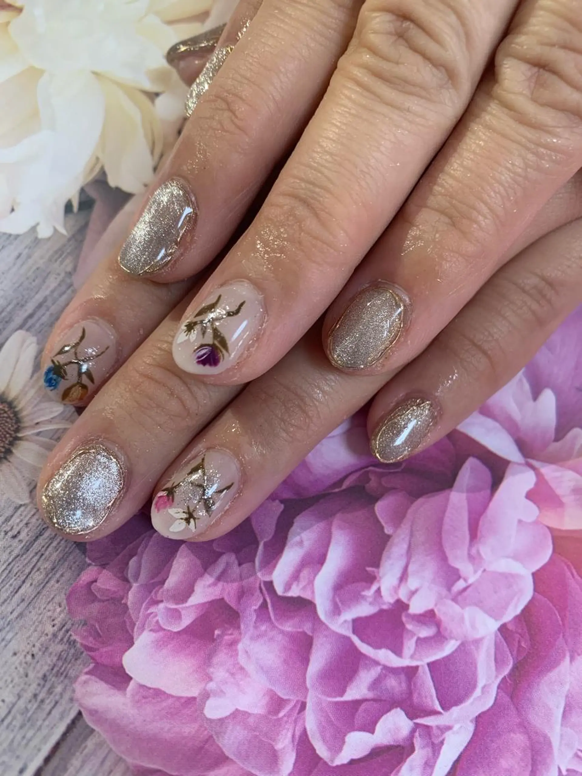 ネイル ハンドネイル Ogasawara Tokikaのネイルデザイン