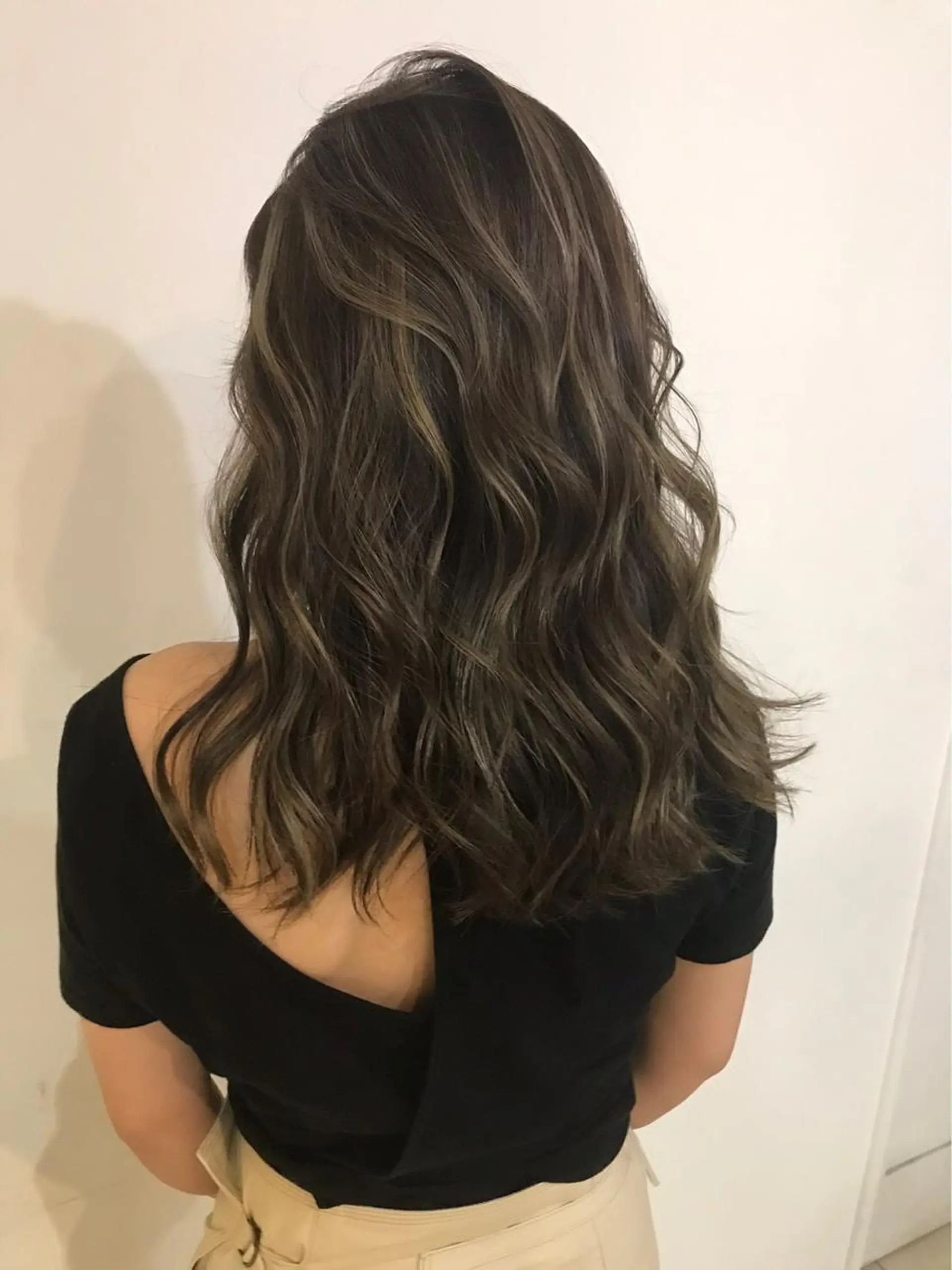 セミロング カラー ヘアアレンジ ハイライトカラー ハイライト rii-🩰 トレンド韓国ヘアのヘアスタイル