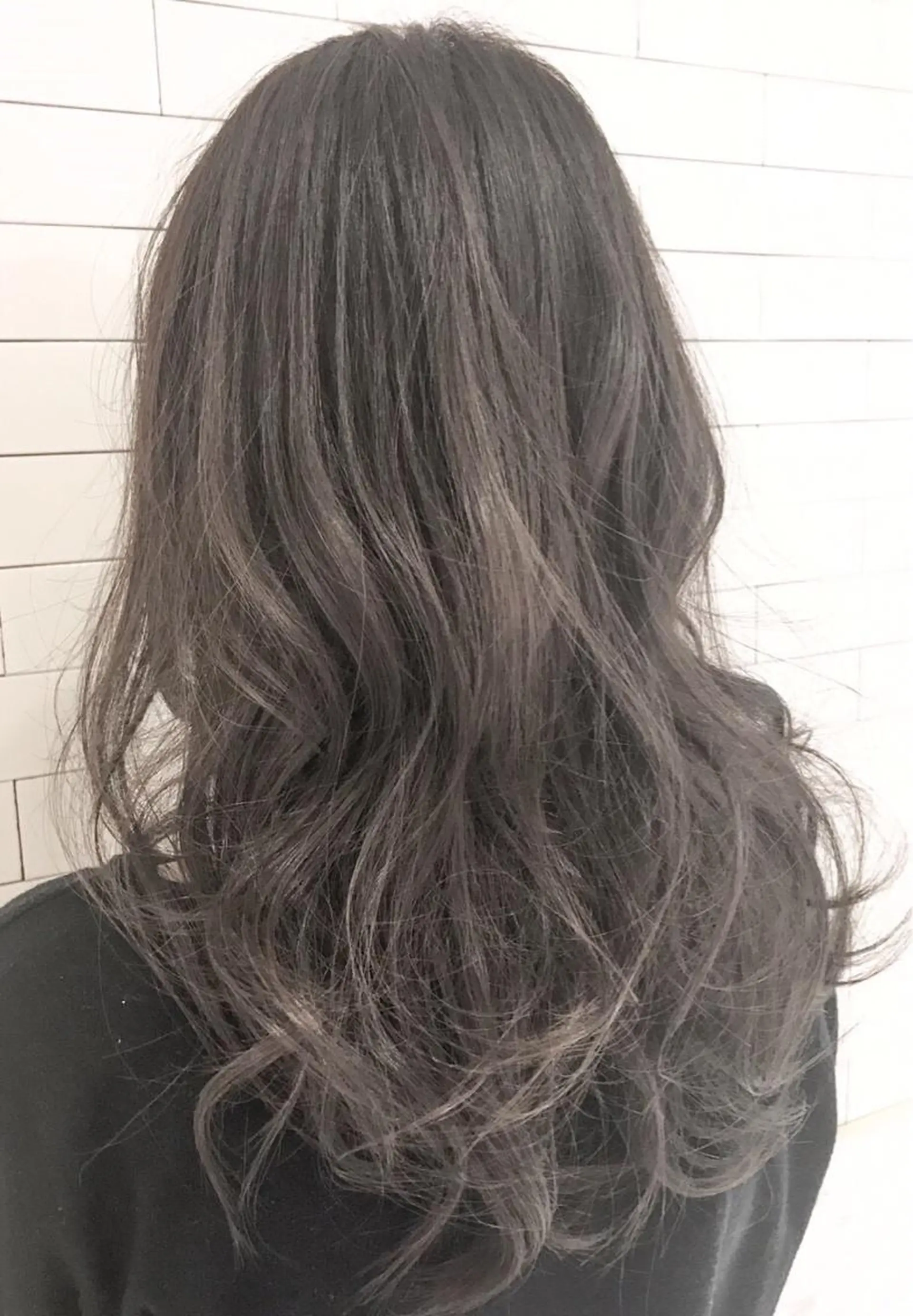 セミロング カラー カット ヘアカラー トリートメント 土谷 敦郎のヘアスタイル