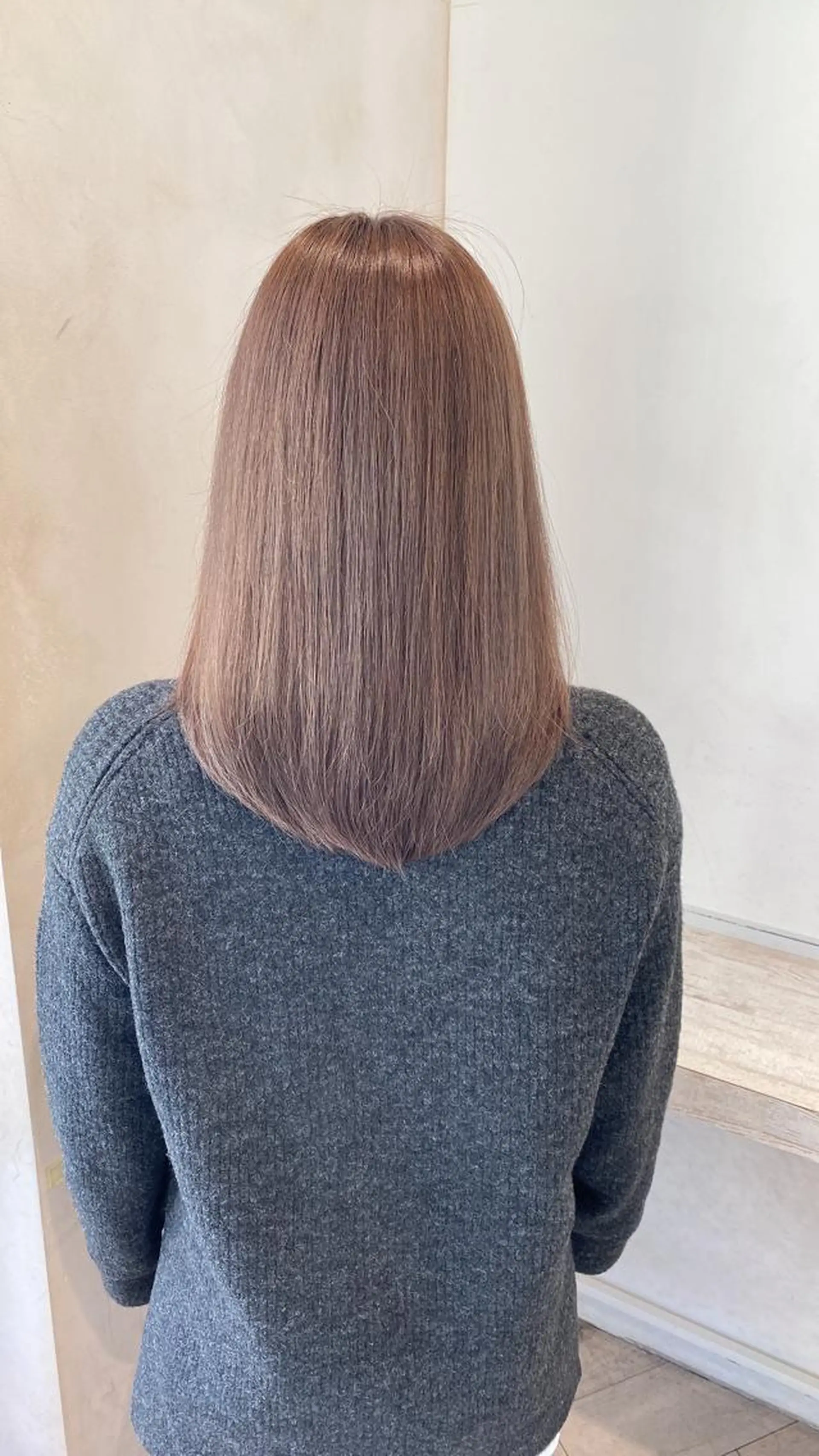 セミロング くびれヘア 髪質改善 縮毛矯正 カット ヘアカラー トリートメント 前髪顔まわりカット 🌈中村海聖のヘアスタイル