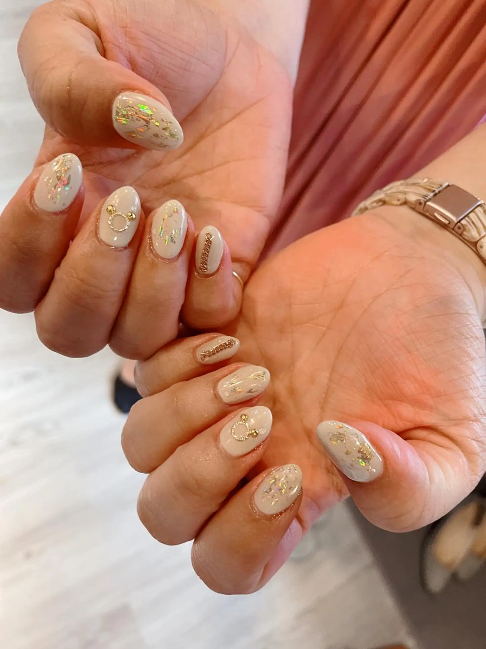 ネイル iiloo aromaworksのネイルデザイン