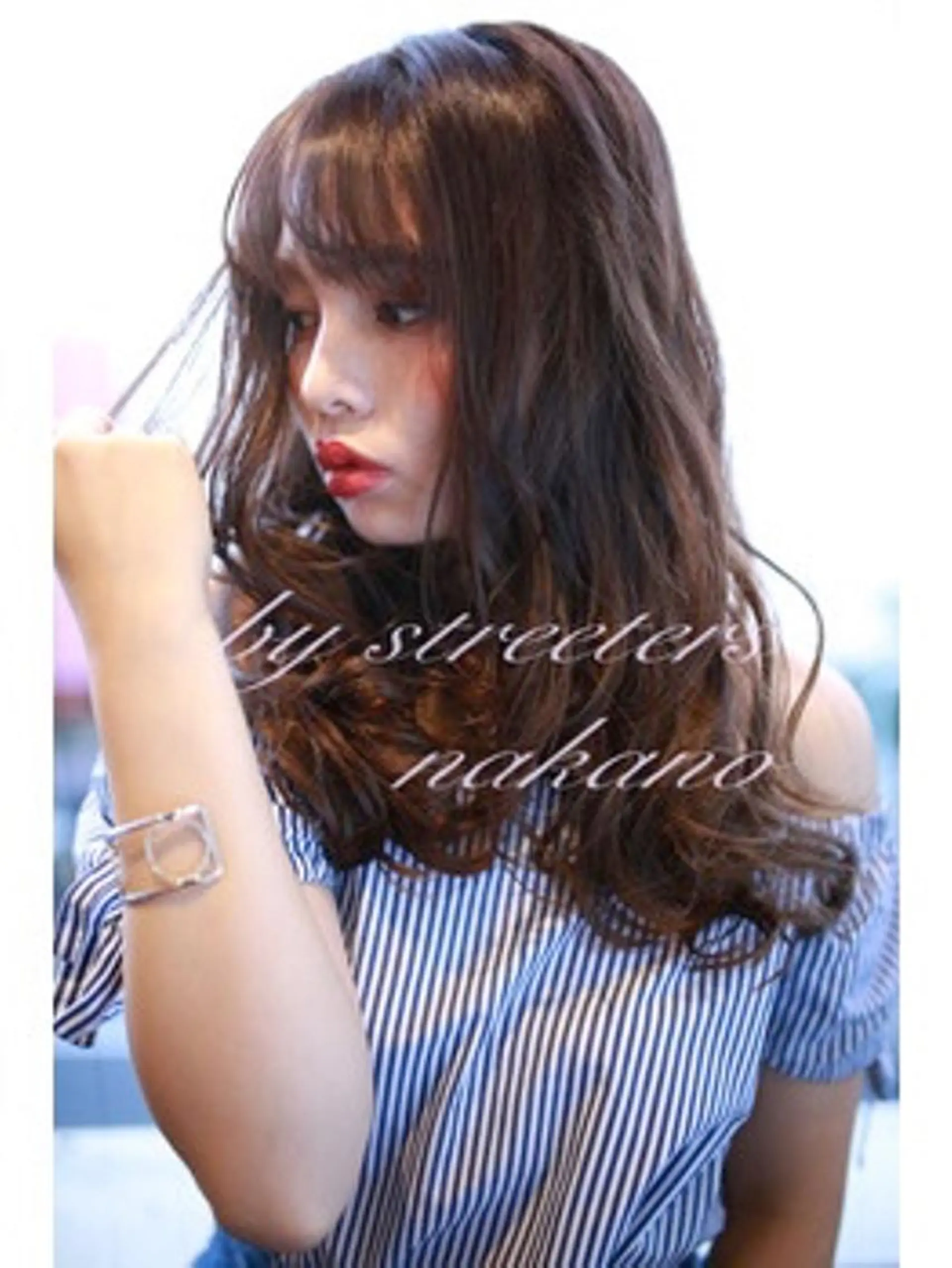 セミロング カラー パーマ ヘアアレンジ メンズ キッズ ネイル マツエク・マツパ カット ヘアカラー トリートメント ヘッドスパ premier modelsのヘアスタイル