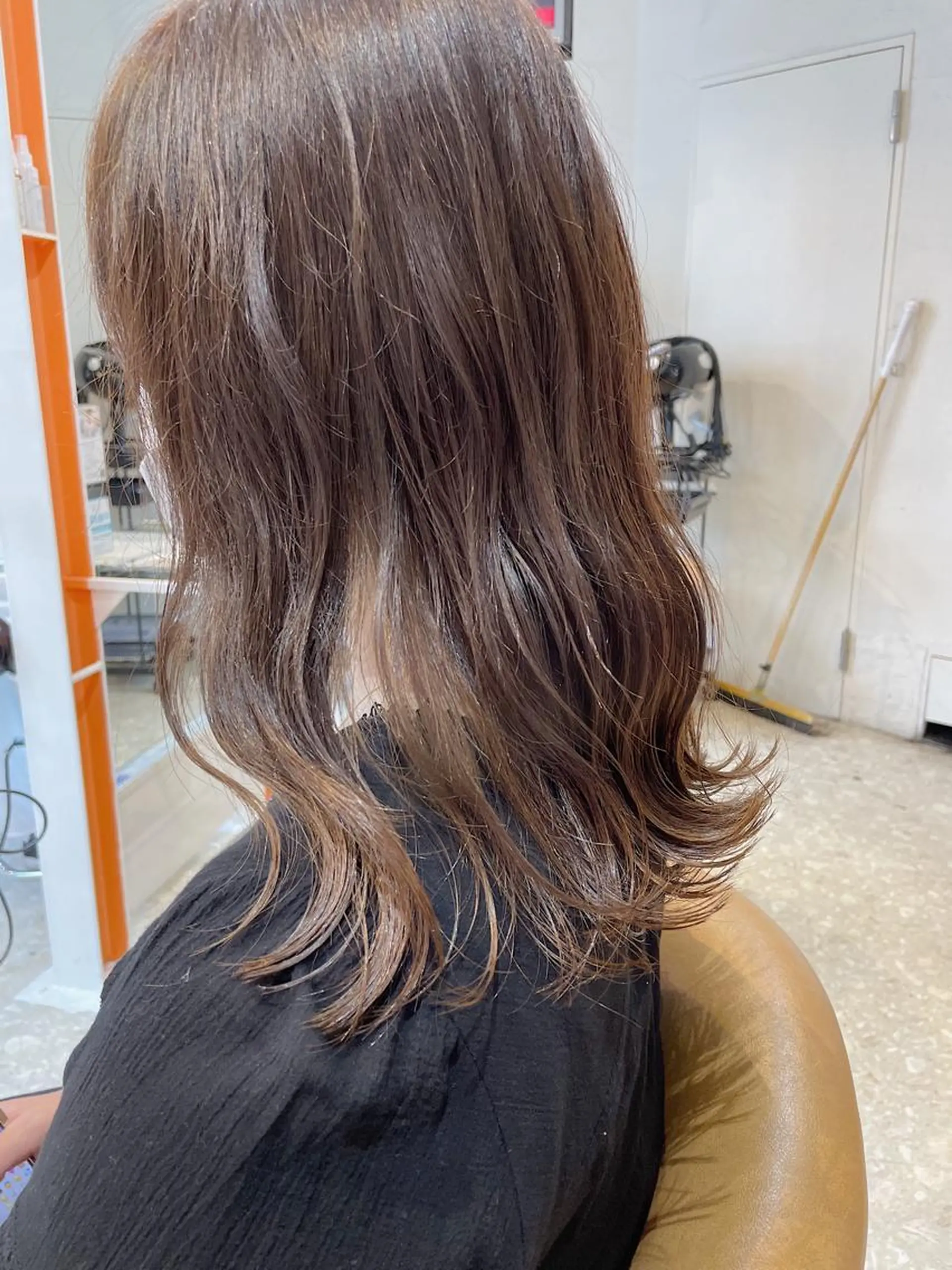 セミロング カラー オリーブカラー 瀬川 雄太のヘアスタイル