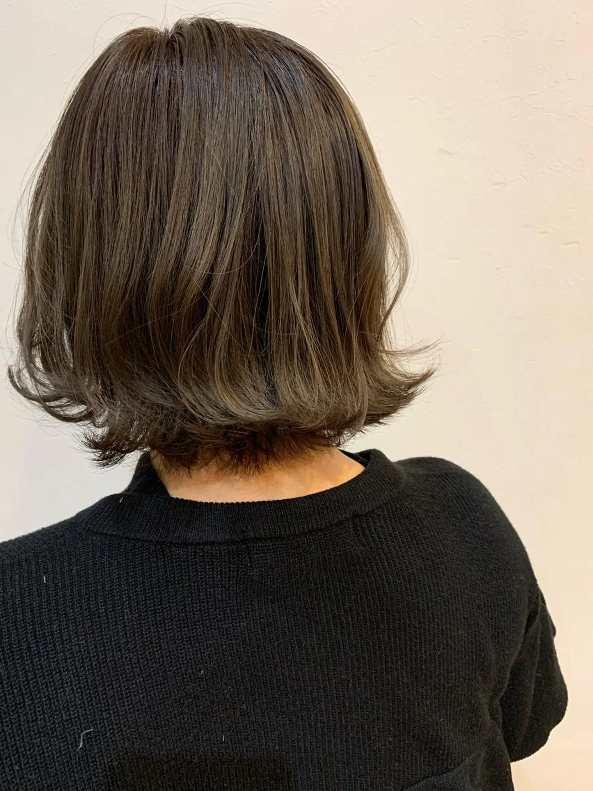 ショート カラー 切りっぱなしボブ アッシュ ベージュカラー 透明感カラー ボブ Freez狭間 裕美のヘアスタイル