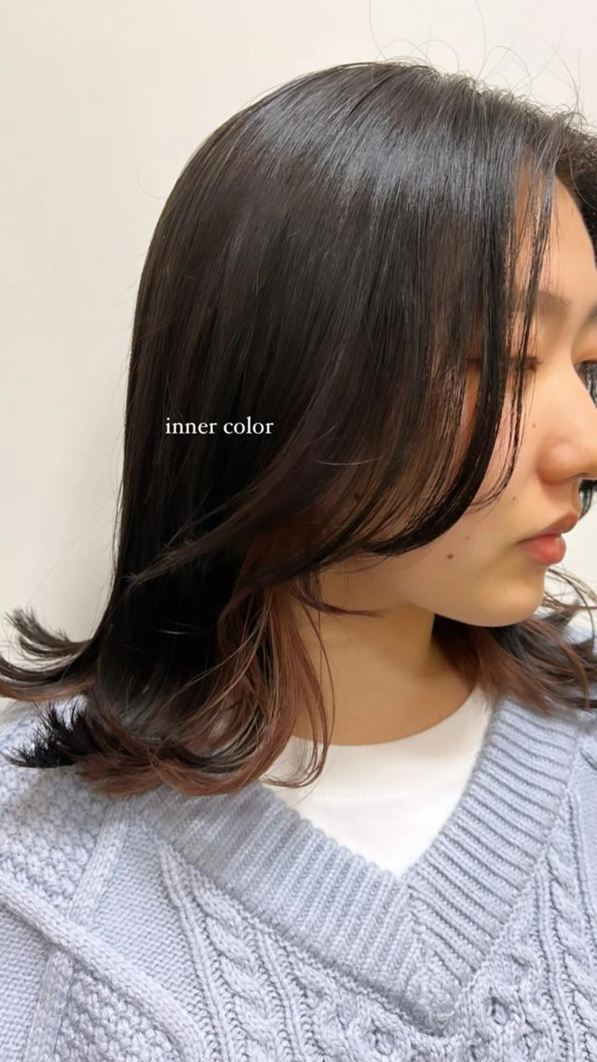 ミディアム カラー アイブロウ 似合わせカット 小林愛奈のヘアスタイル