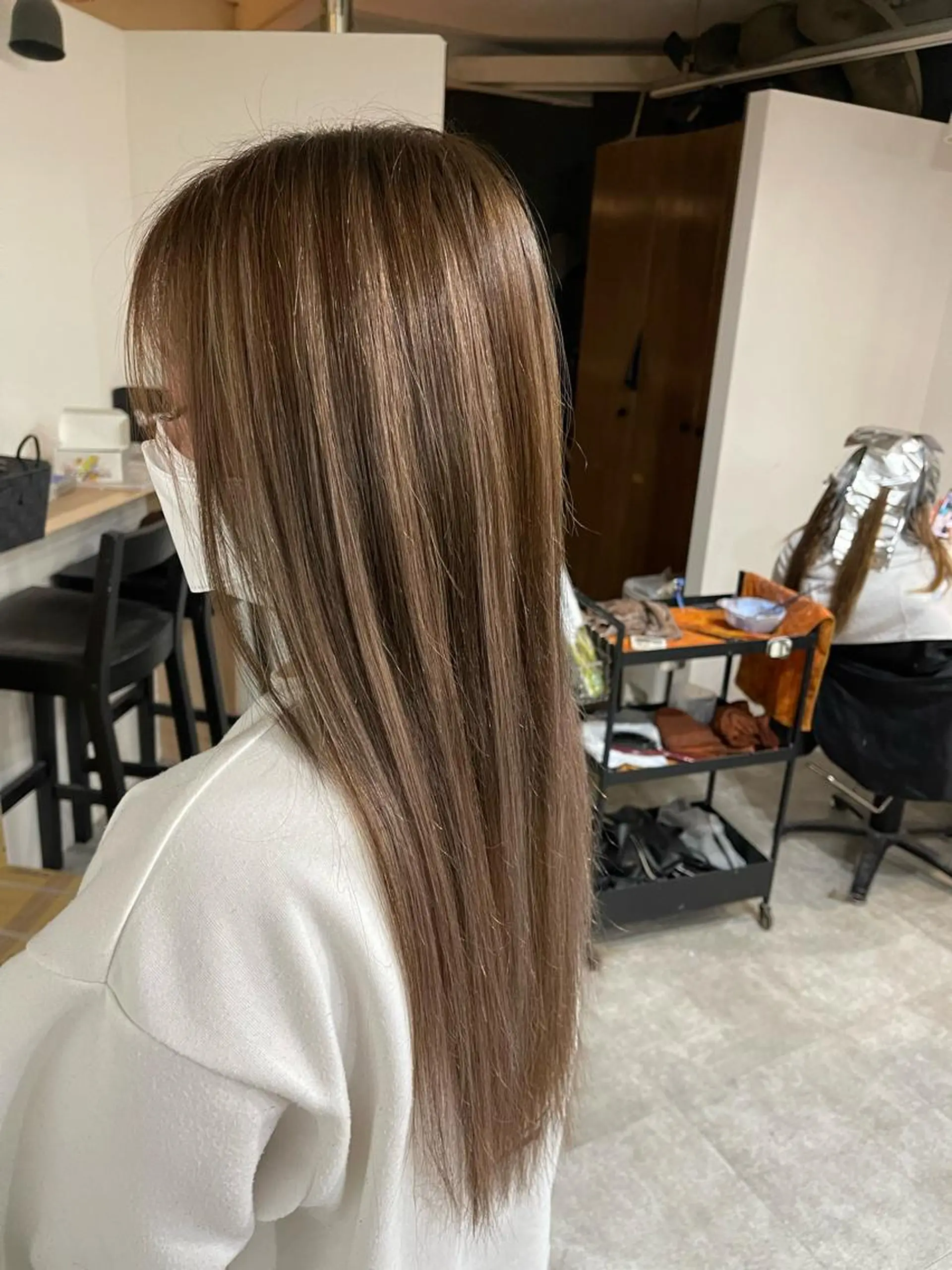 ミディアム カラー シールエクステ ハイライトカラー エクステ ハイライト カット トリートメント エクステ ✂️大門 巧✂️ LAFF難波店のヘアスタイル