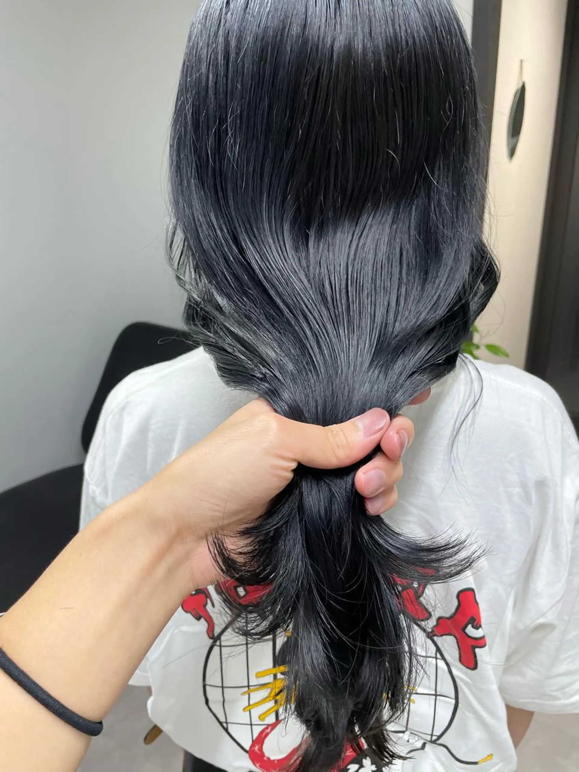 ロング カラー ヘアカラー トリートメント 髪質改善will hairdesignのヘアスタイル