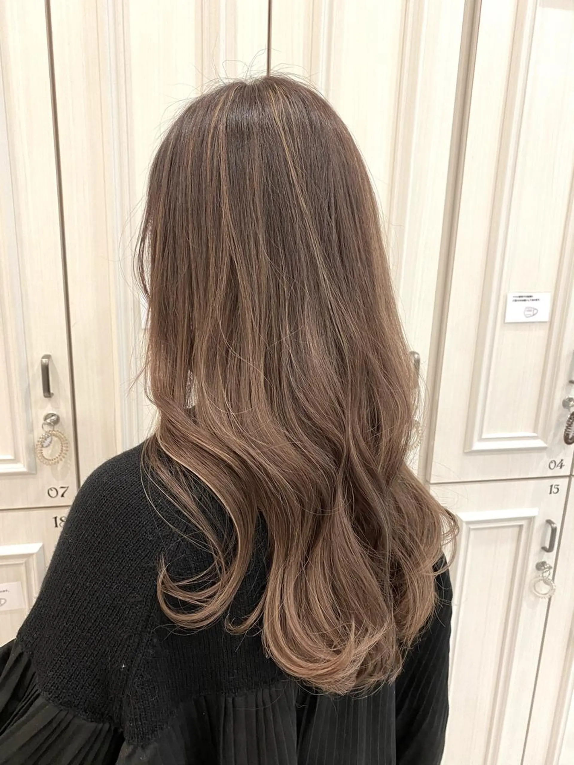 ロング カラー ブリーチ ケアブリーチ グラデーションカラー ハイライトカラー ハイライト LaBless梅田 🎀坂本リオのヘアスタイル