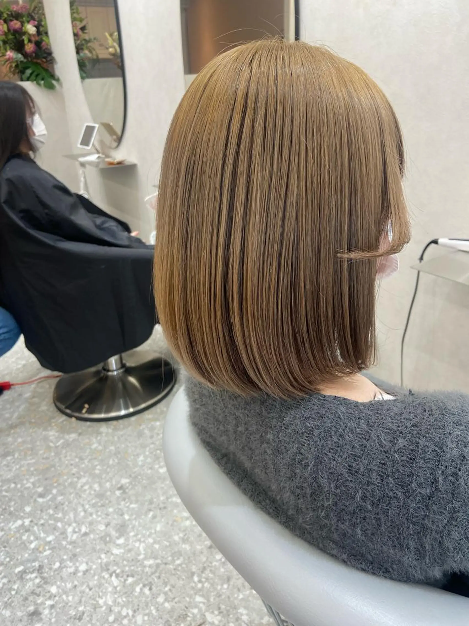 ミディアム カラー ベージュカラー デザインカラー インナーカラー ミルクティーベージュ 韓国風ヘア カット ヘアカラー トリートメント 新宿/韓国ヘア 中明度カラー/かやのヘアスタイル