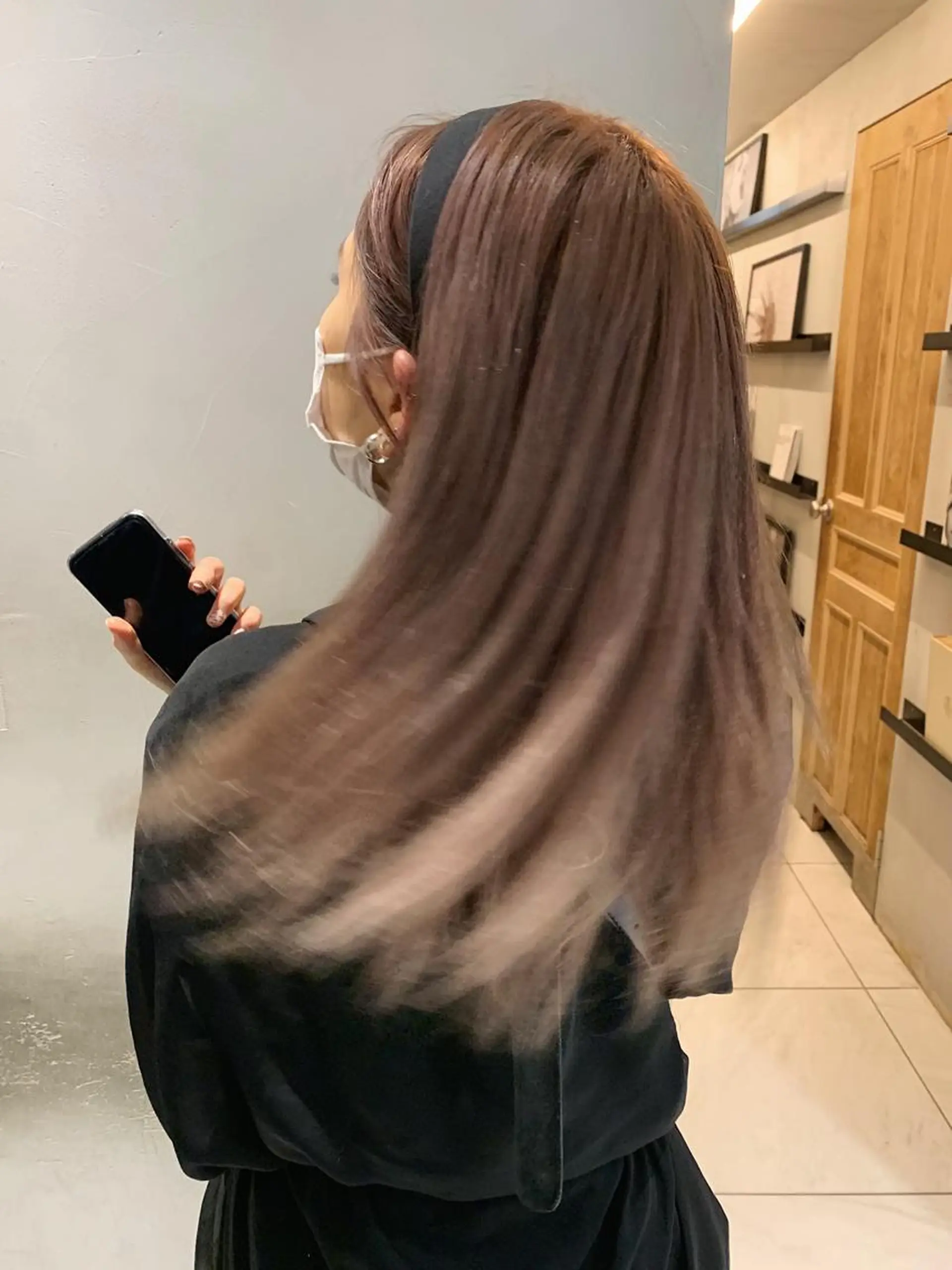 セミロング カラー TENELE所属・チバ タクミのヘアスタイル