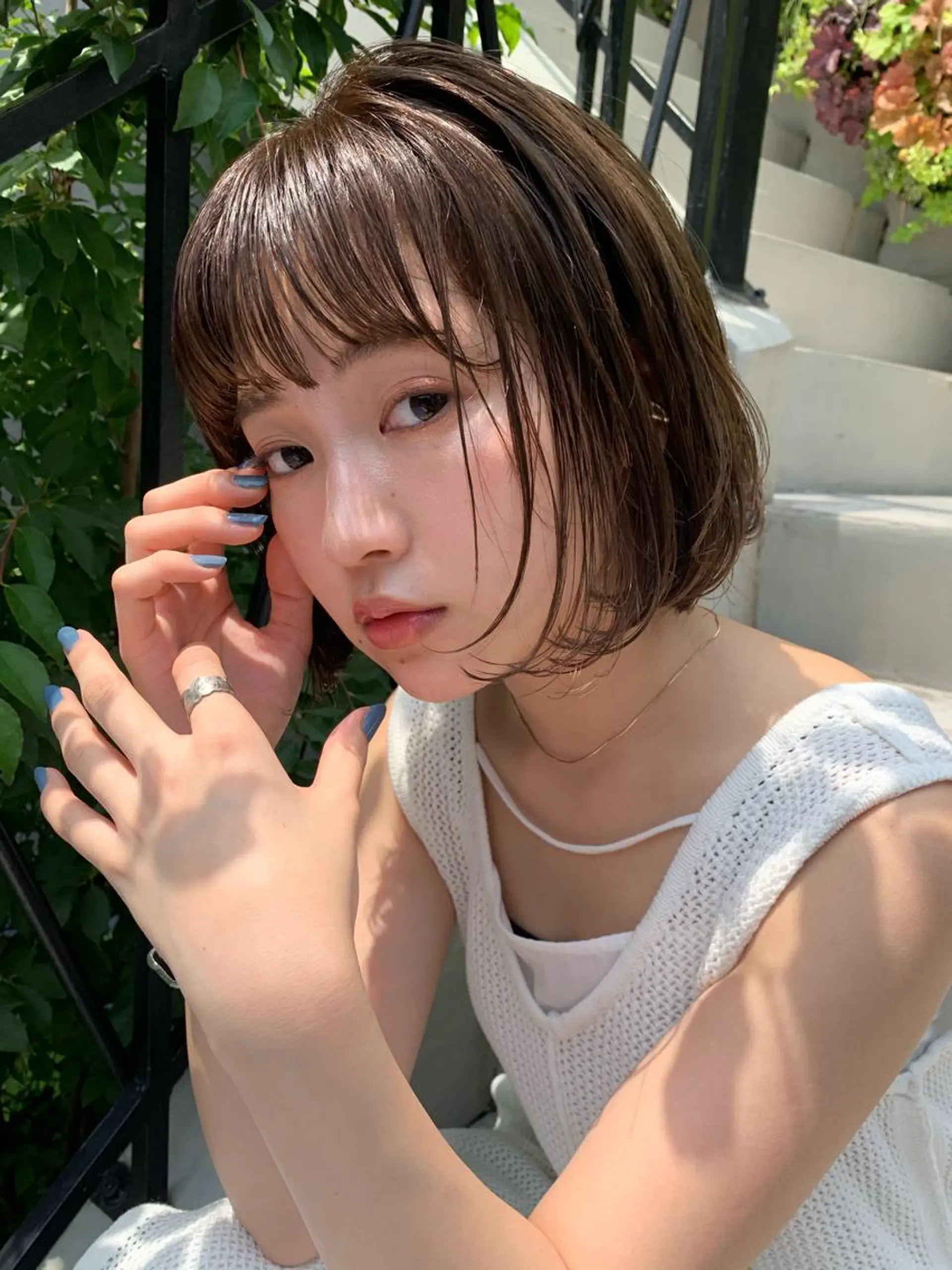 ショート カラー アッシュ 柔らかブラウン/顔周 りレイヤー♡ユウシのヘアスタイル