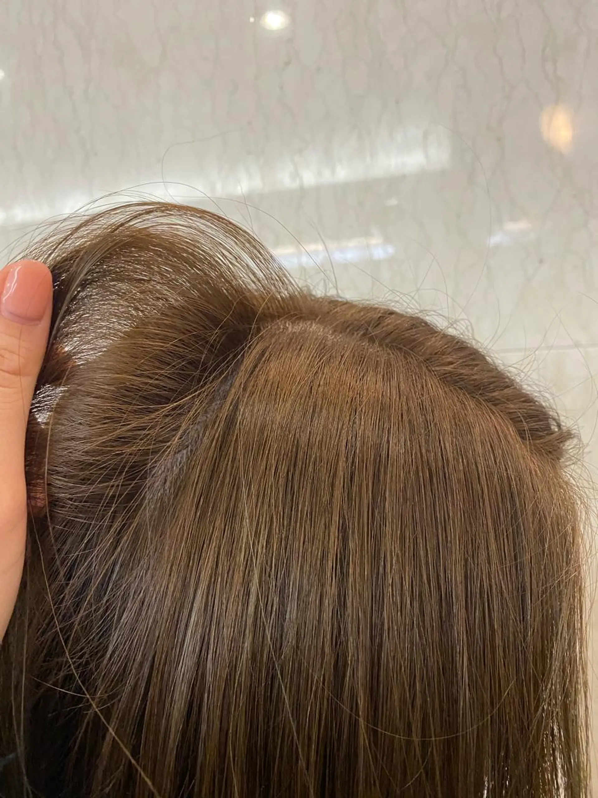 ミディアム カラー ヘアアレンジ ベージュカラー ブリーチ 透明感カラー ブリーチなしカラー 、 、のヘアスタイル