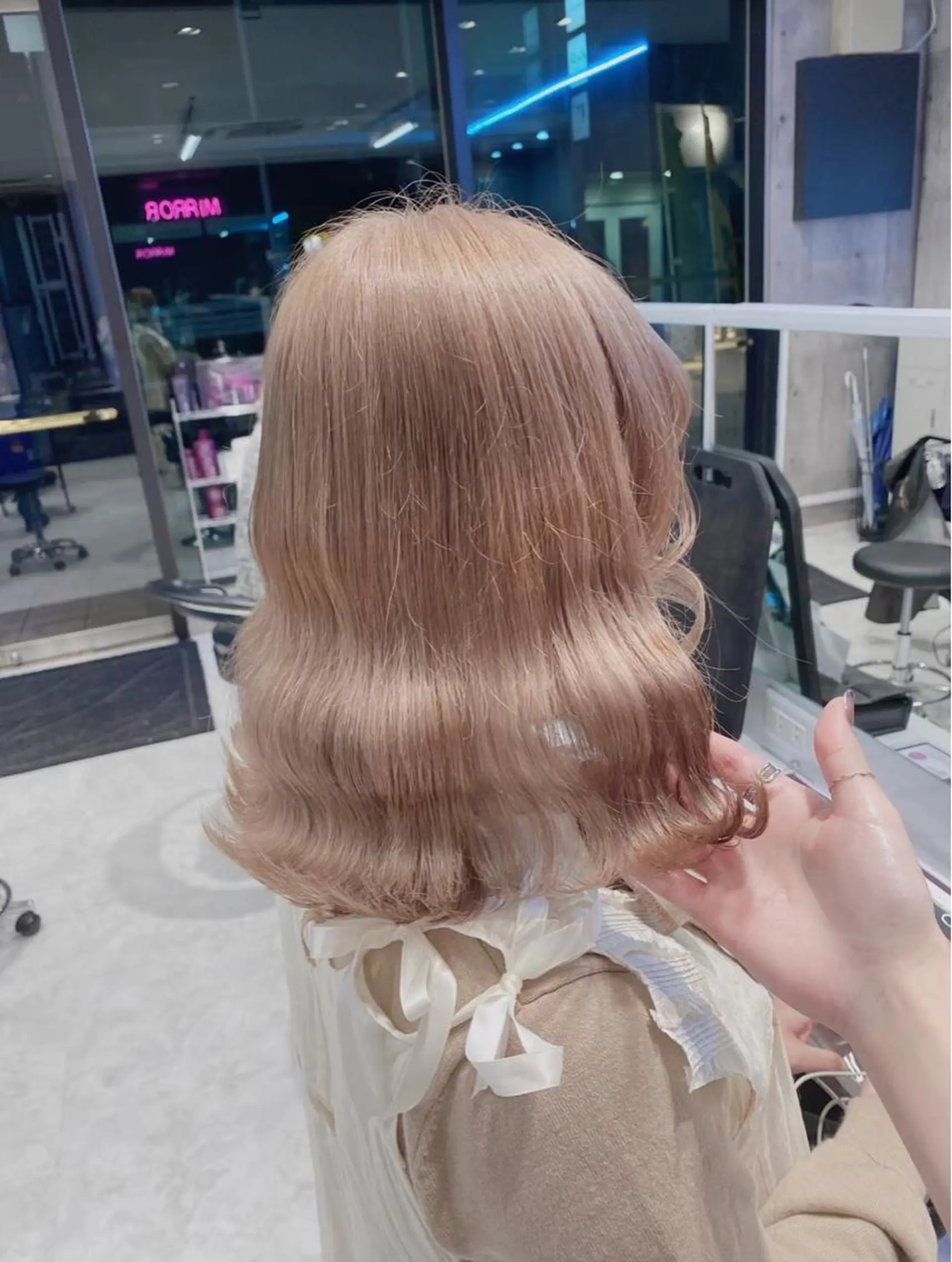 ミディアム カラー ミディアムパーマ ブリーチ ハイトーンカラー メンズ特化/パーマ/ 骨格矯正カット/真人のヘアスタイル