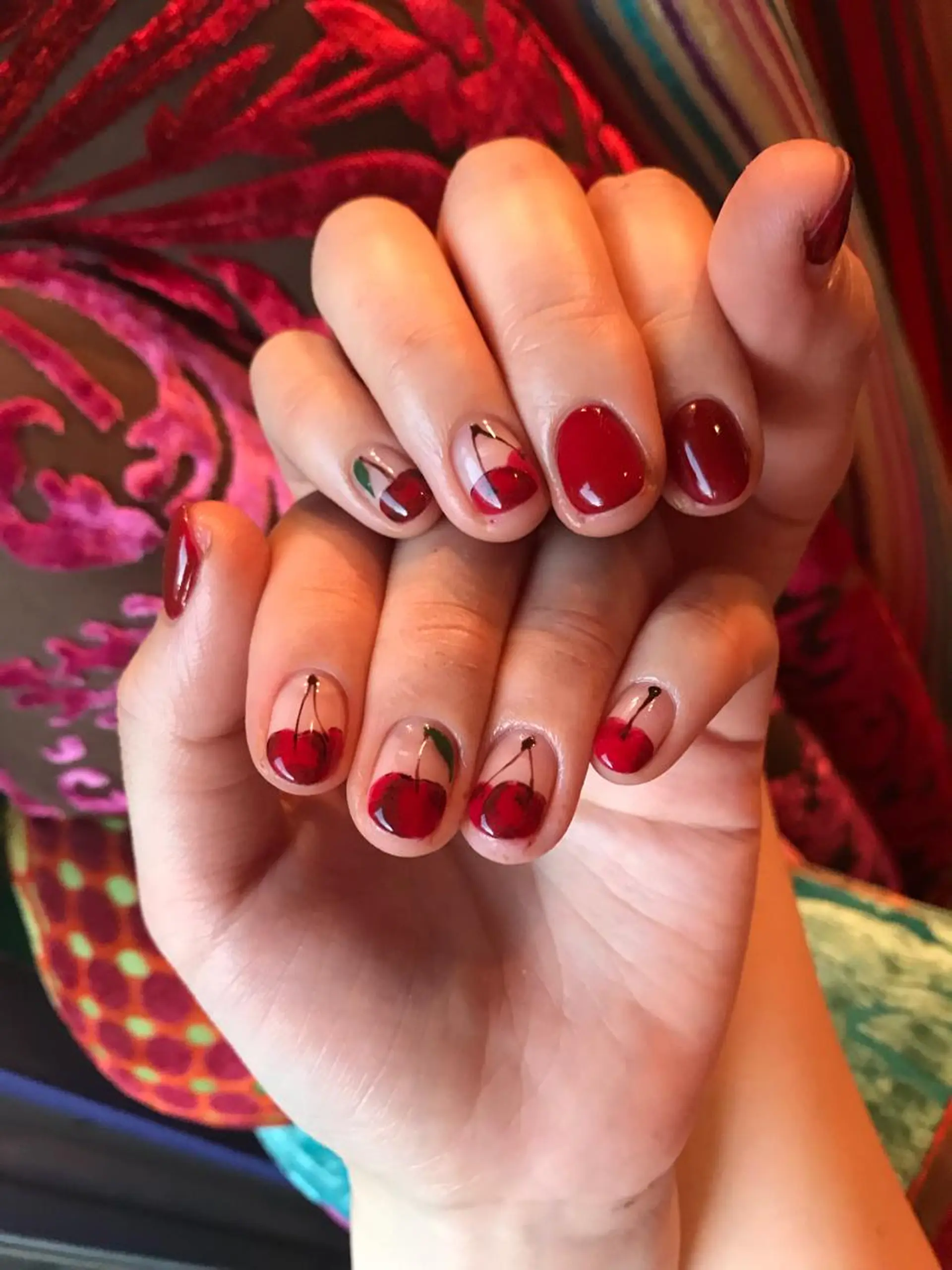 ネイル アートネイル キラキラ オメメのネイルデザイン